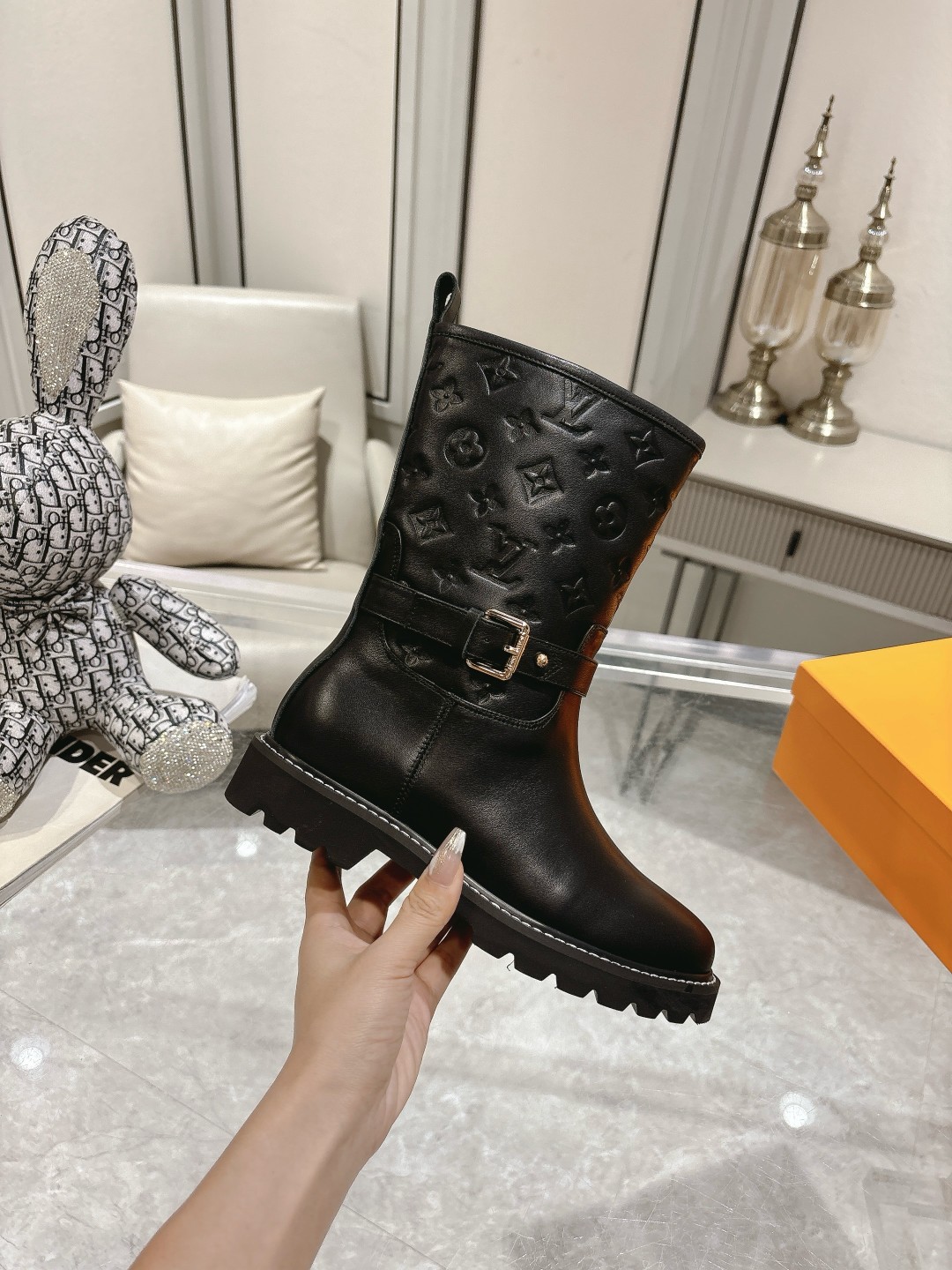 [TOP] Louis Vuitton LV Boots - Black - 711 Luxury