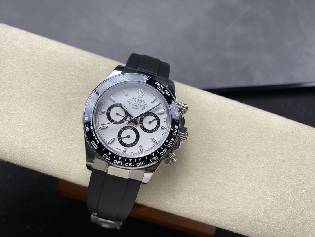 [TOP] ROLEX Men's Watch 40 mm - White