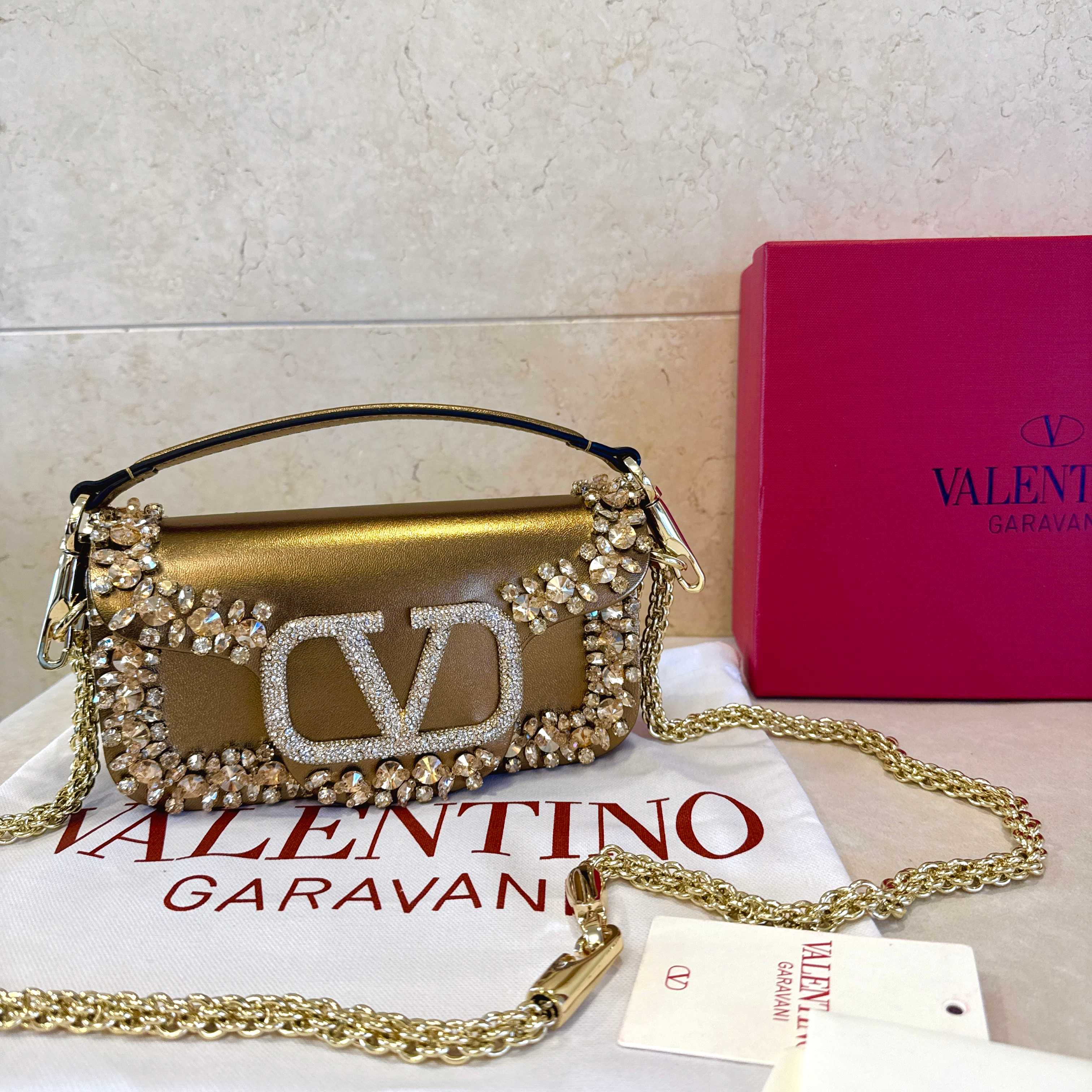 [TOP] VALENTINO Loco Bag with Diamond 20x11x5cm - Gold