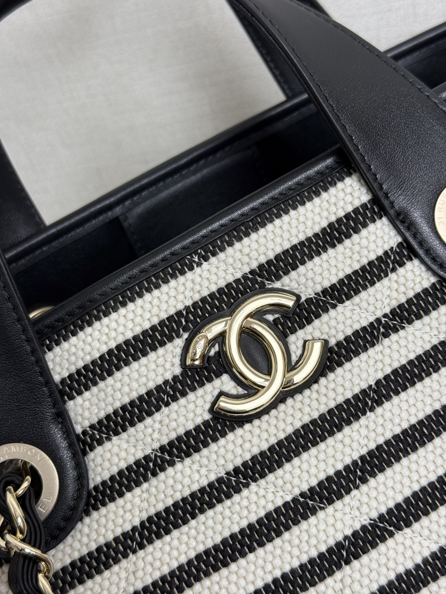 [TOP] CHANEL Beach Shopping Bag 46x25x13cm - Black