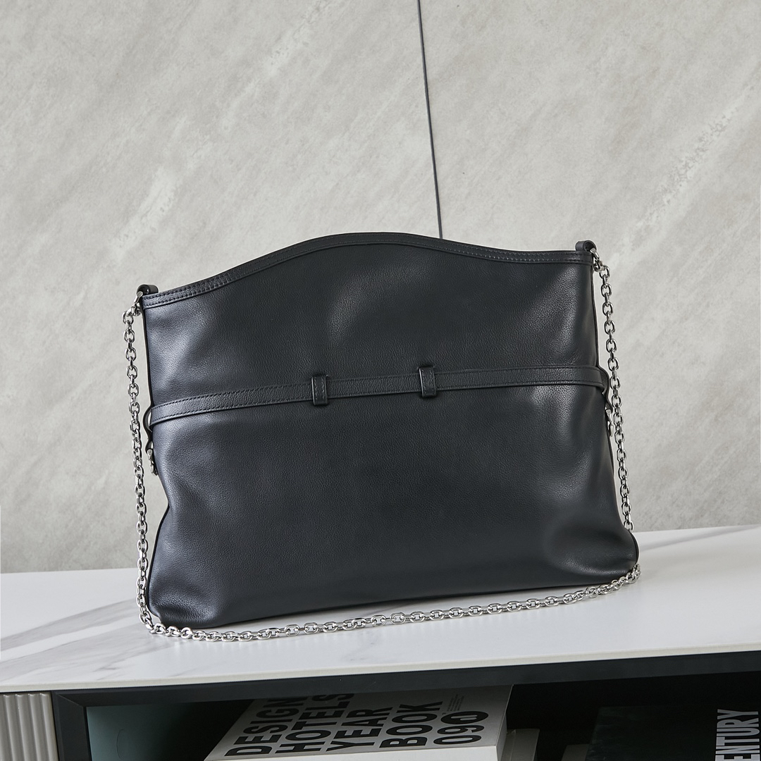 [TOP] GIVENCHY Voyou Bag 40x27x6.5cm- Black