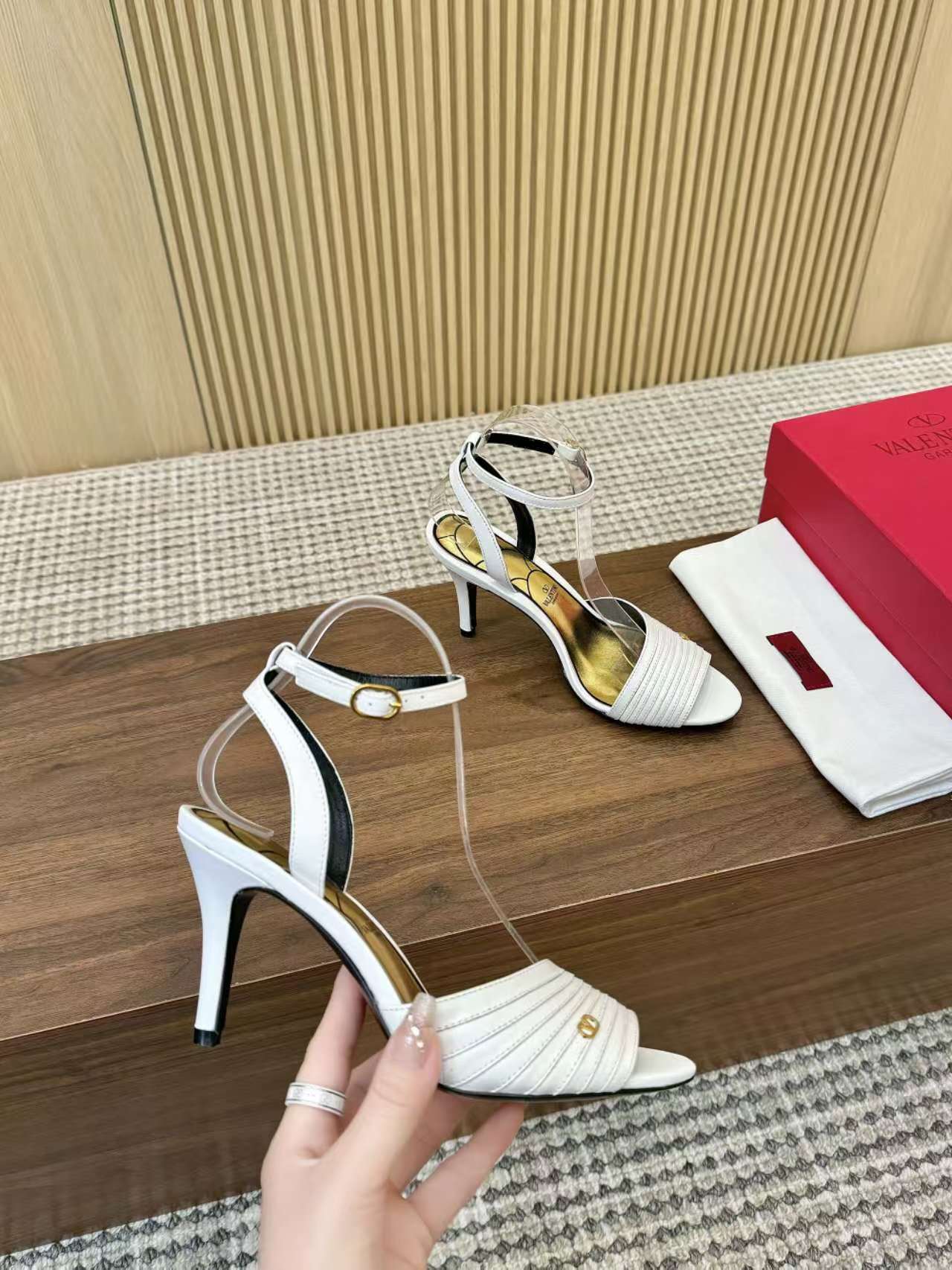 [TOP] VALENTINO High-heeled Shoes  - White - 711 Luxury