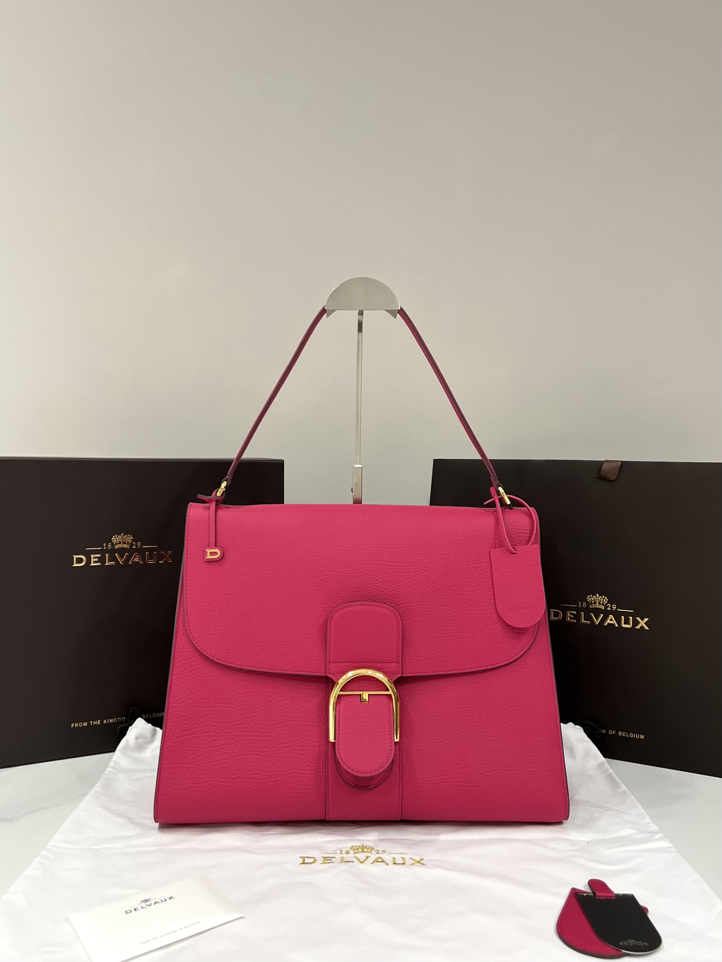 [TOP] Delvaux Tem Bag Cowhide 37.5x28x13.5 cm - Pink - 711 Luxury