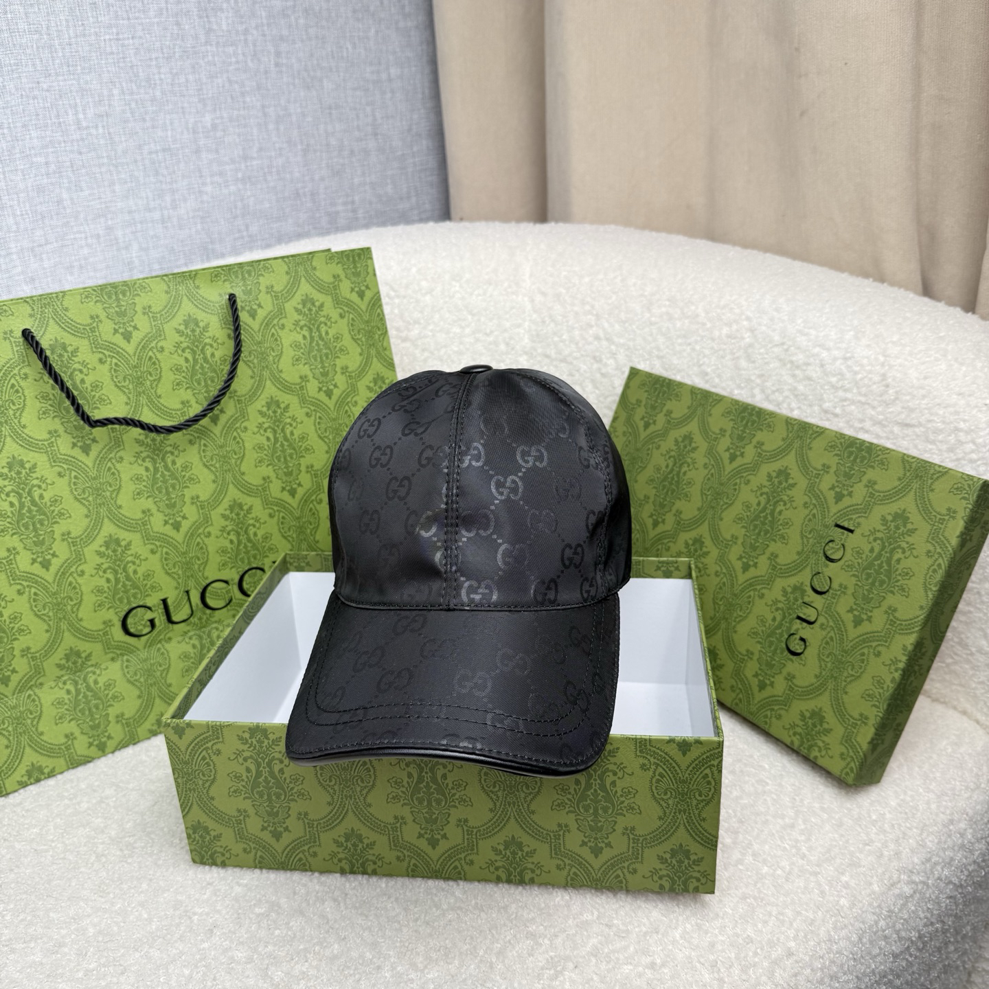 [TOP] GUCCI Baseball Hat - Black - 711 Luxury