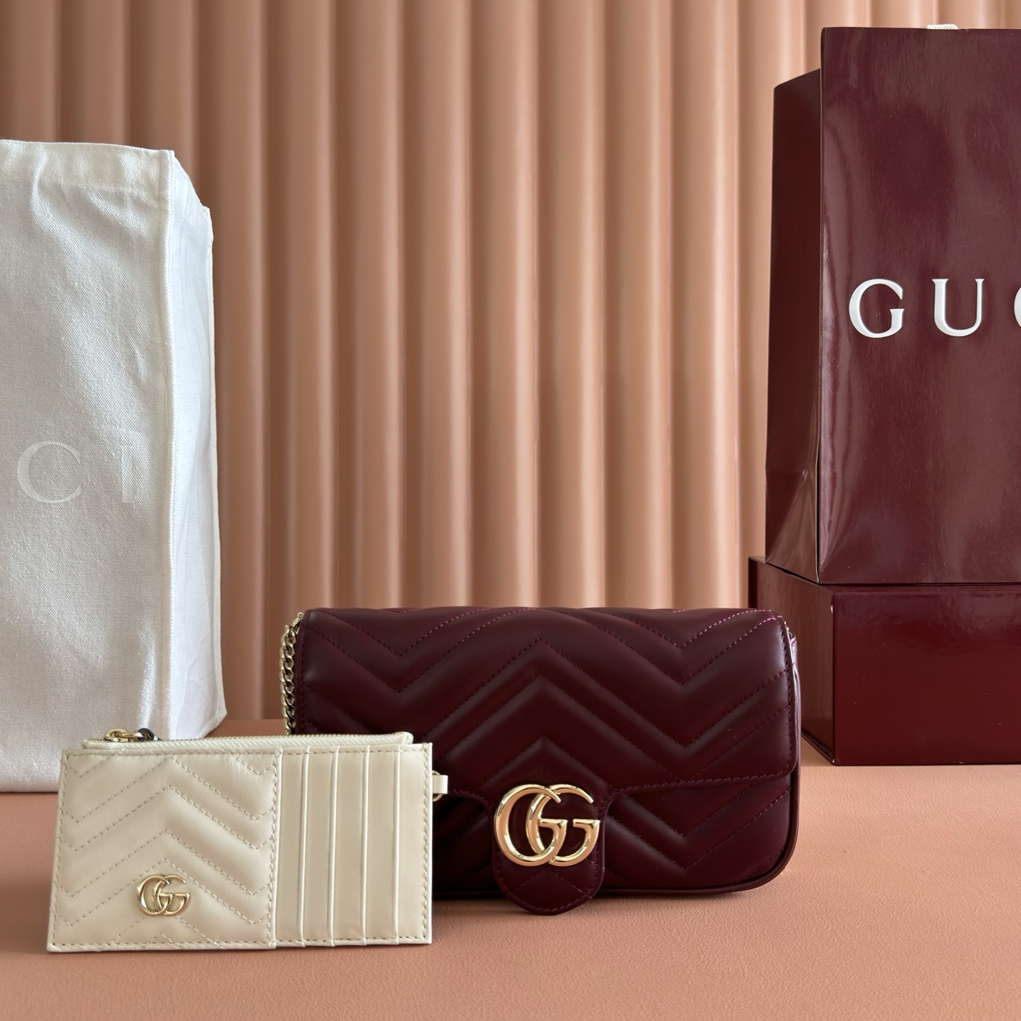 [TOP] GUCCI Marmont Mini Bag with Chain 21x12x5cm - Red & GHW