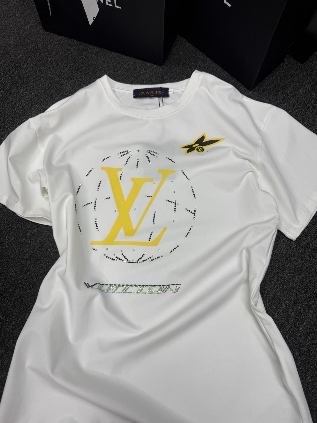 [TOP] Louis Vuitton LV T-shirt - White