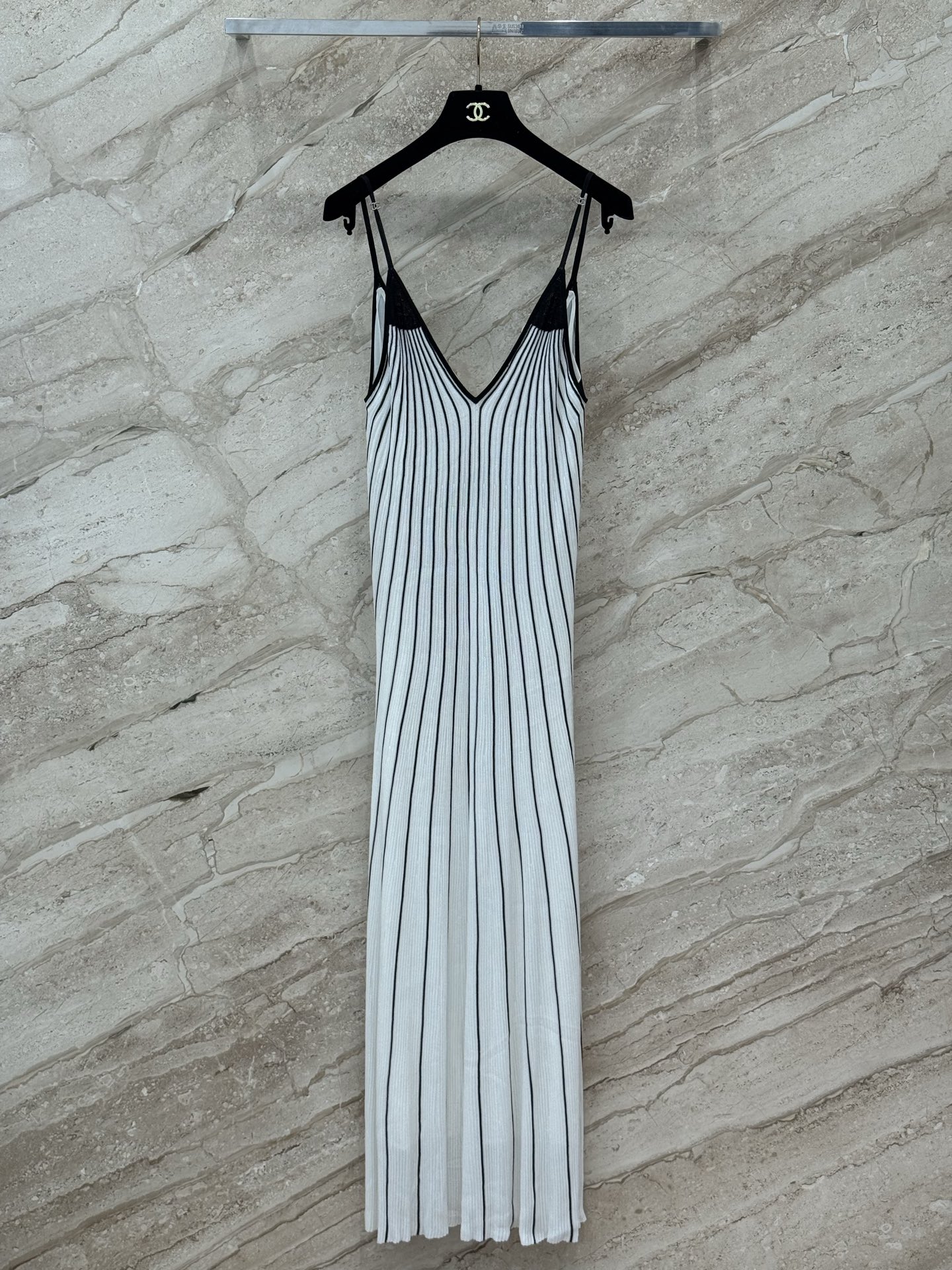 Chanel black Clothing CHANEL Long Dress Mixed Fibers White Black #395171 View 2 | Nigo Office