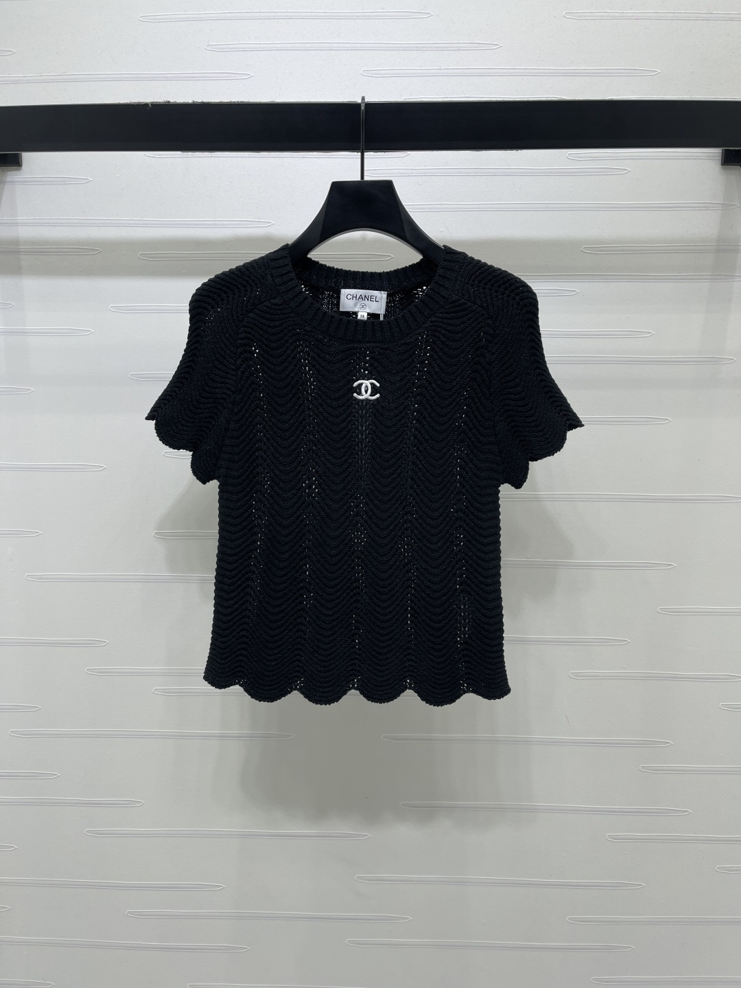 [TOP] CHANEL Wavy-patterned Crew Neck Knit Short -sleeve T-shirt  - Beige - 711 Luxury