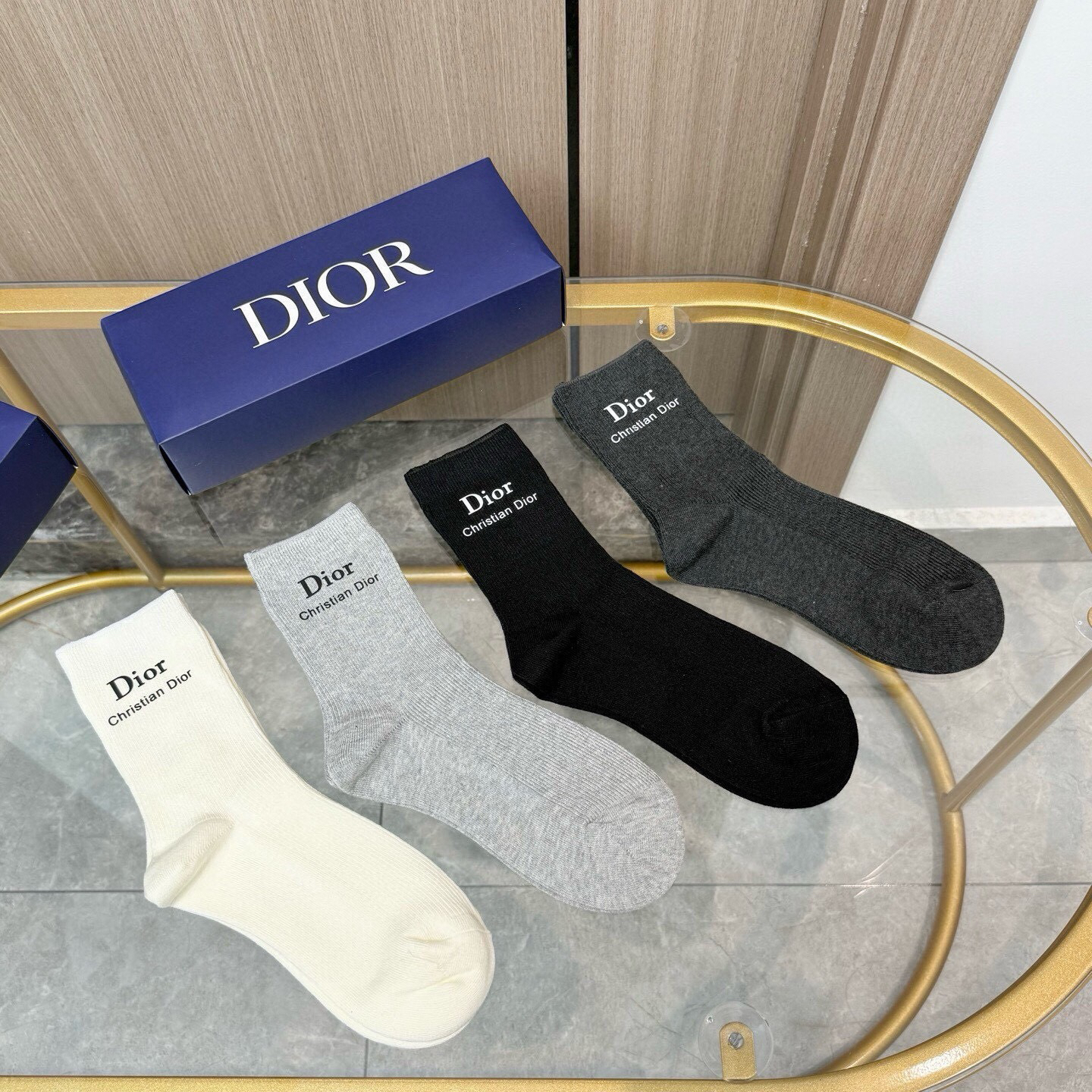 [TOP] Christian Dior Socks - 4 Pieces as a Set - 711 Luxury