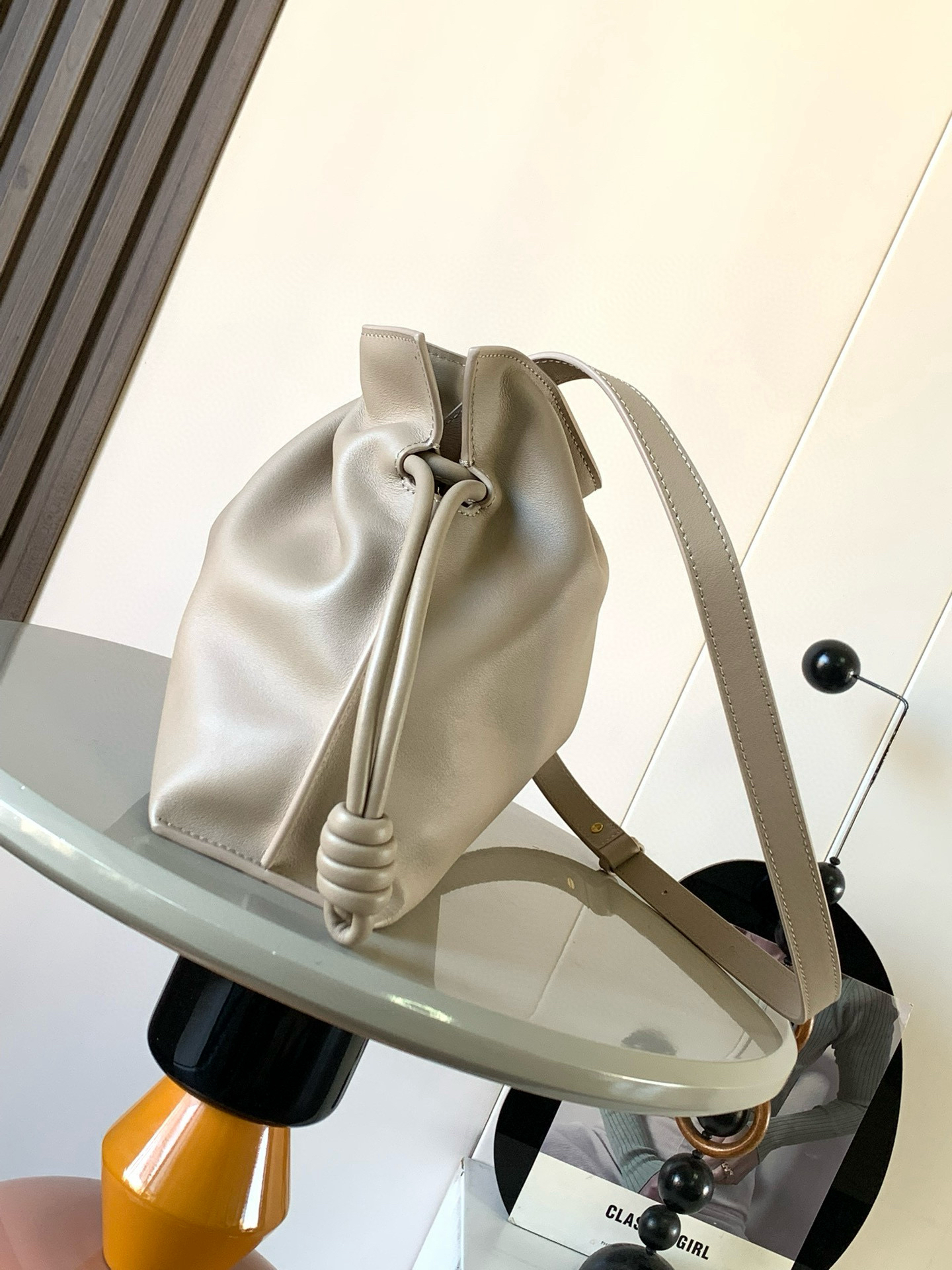 [TOP] LOEWE Flamenco Bag Cowhide Leather 30x24.5x10.5cm - Light Khaki