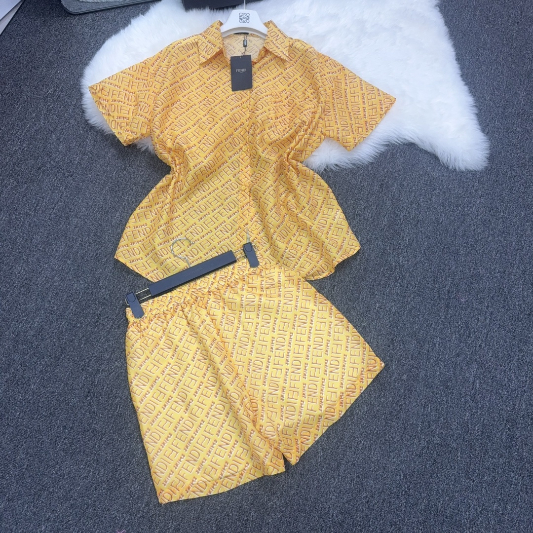 [TOP] FENDI Shirt + Shorts Suit - Yellow