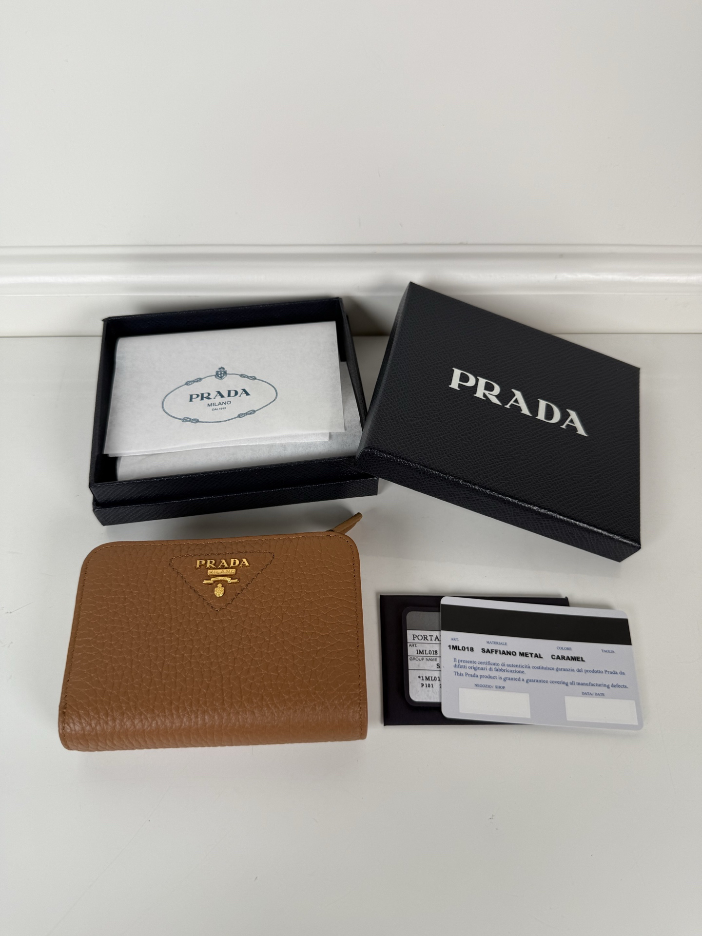 [TOP] PRADA Wallet 12 x 8cm - Brown - 711 Luxury