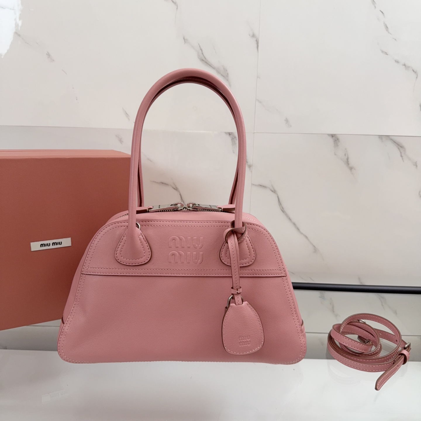 [TOP] Miu Miu Vivant Handbag 32x19.5x11cm - Pink - 711 Luxury