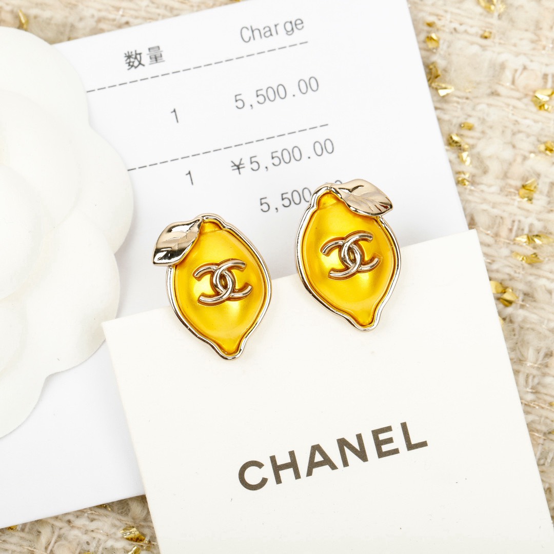 [TOP] CHANEL Earrings - Yellow