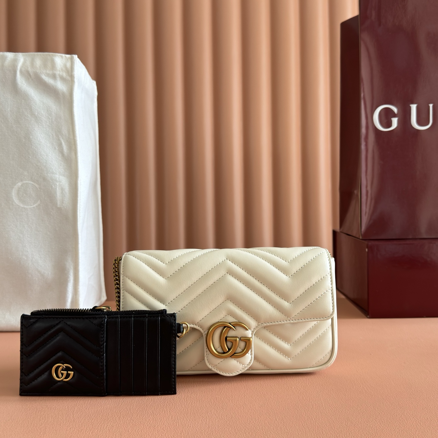 [TOP] GUCCI Marmont Mini Bag with Chain 21x12x5cm - White & GHW