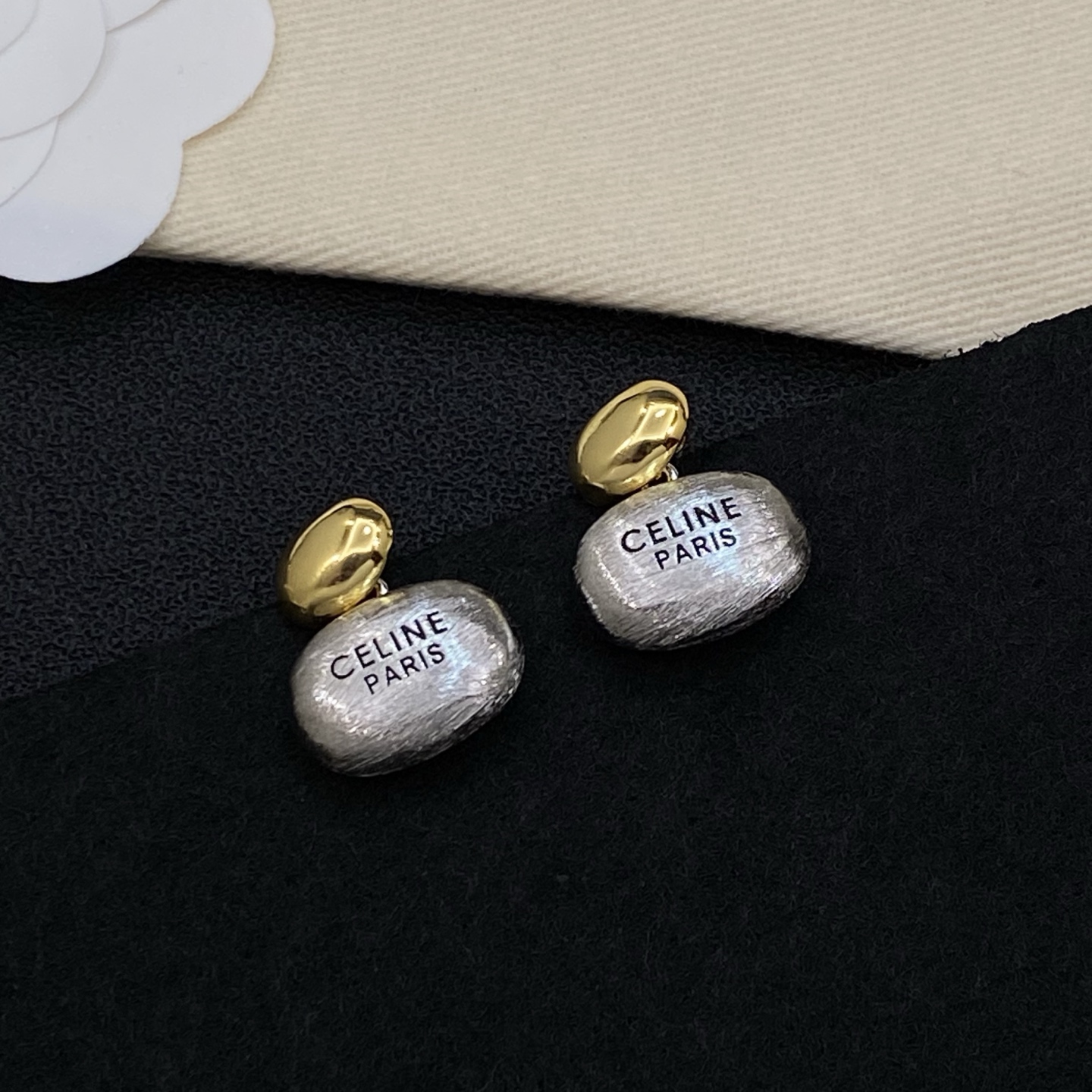 [TOP] CELINE Earrings - Gold - 711 Luxury