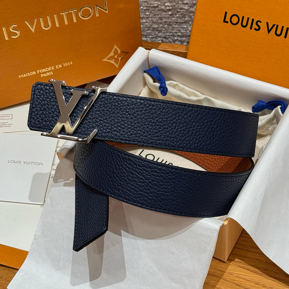 Louis Vuitton Men's Solid Color Design Metal Logo Label Calfskin Leather 40 mm Belt