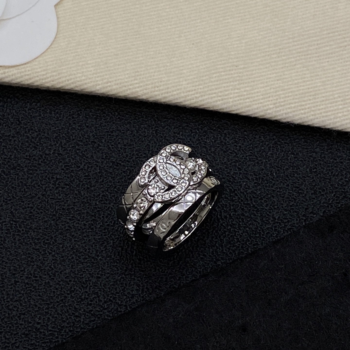 [TOP] CHANEL Ring - Silver - 711 Luxury