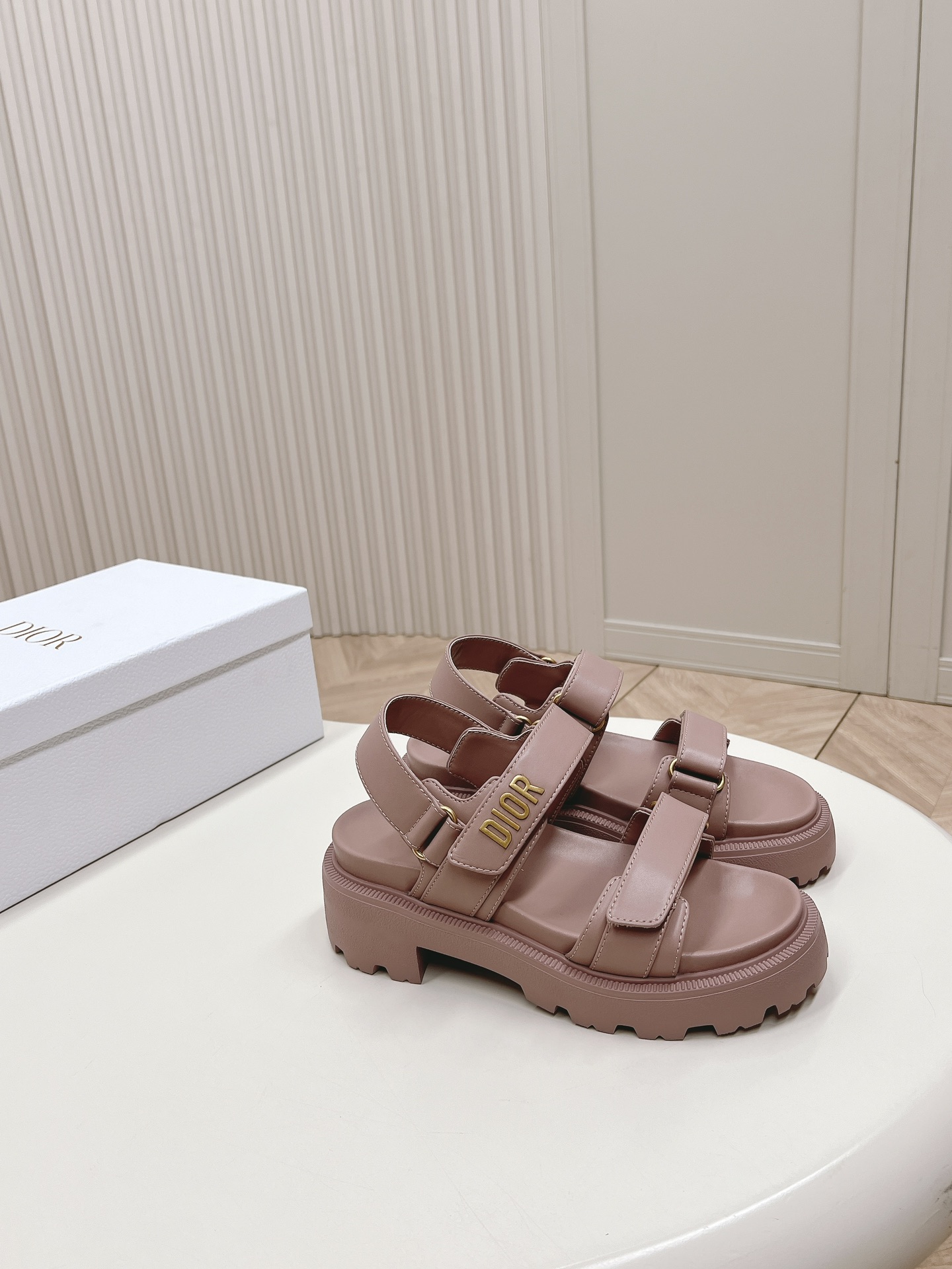 [TOP] Christian Dior Sandals - Pink