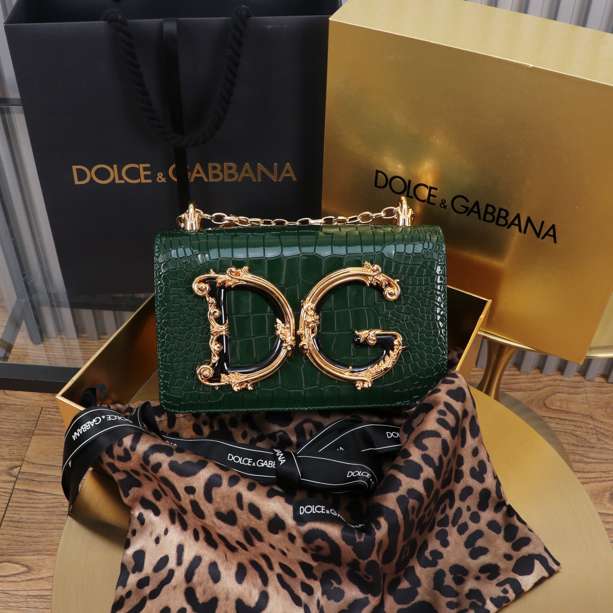 [TOP] Dolce & Gabbana D&G Girls Bag Crocodile-patterned Cowhide 21x5x13.5 cm - Green - 711 Luxury