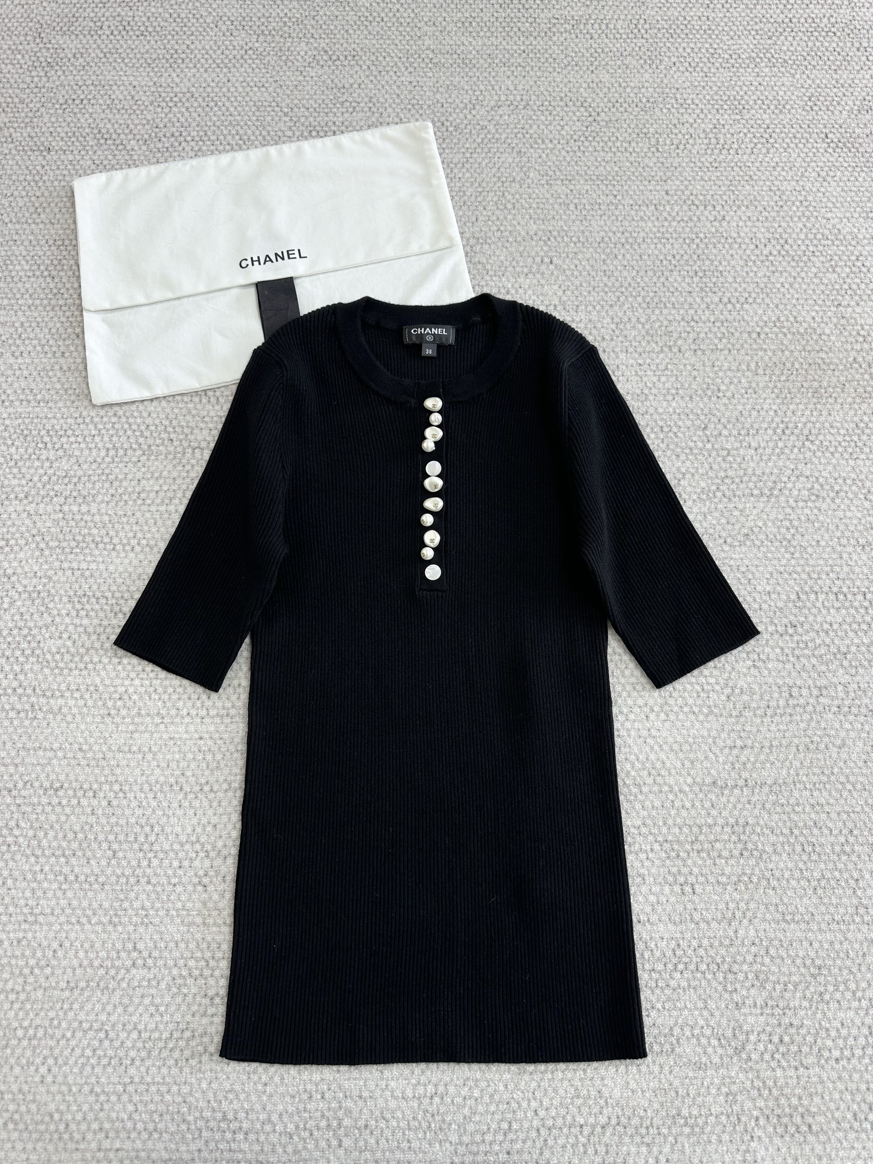 Chanel Clothing Chanel Top-quality Version Pearl Buttons Half Sleeves #393795 View 2 | Nigo Office