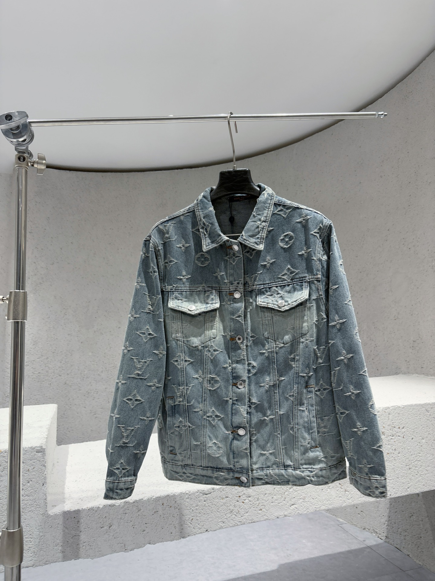 [TOP] Louis Vuitton LV Denim Jacket - Blue - 711 Luxury