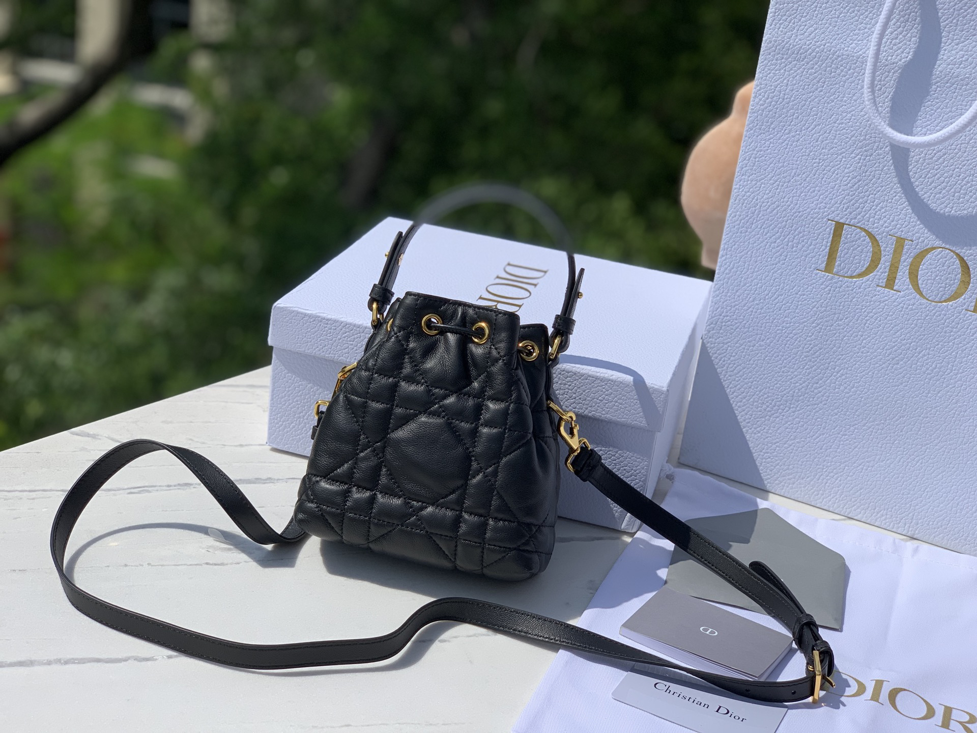[TOP] Christian Dior Caro Bucket Bag Lambskin 14x7x15cm - Black - 711 Luxury
