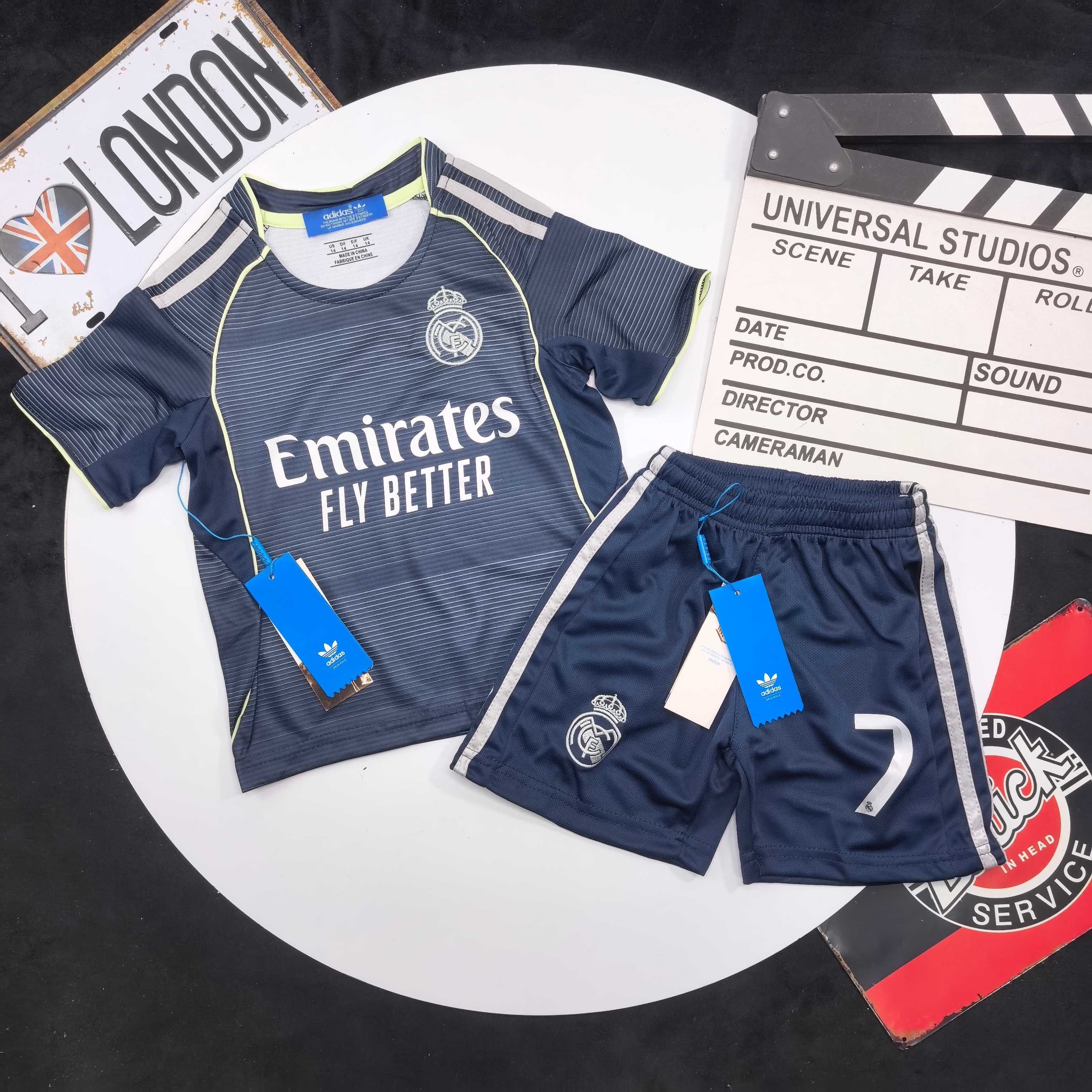 Adidas Kids Real Madrid Football Kit For Boys Girls Embroidered Club Badge Jersey & Shorts Full Original Tags Sizes 90-170