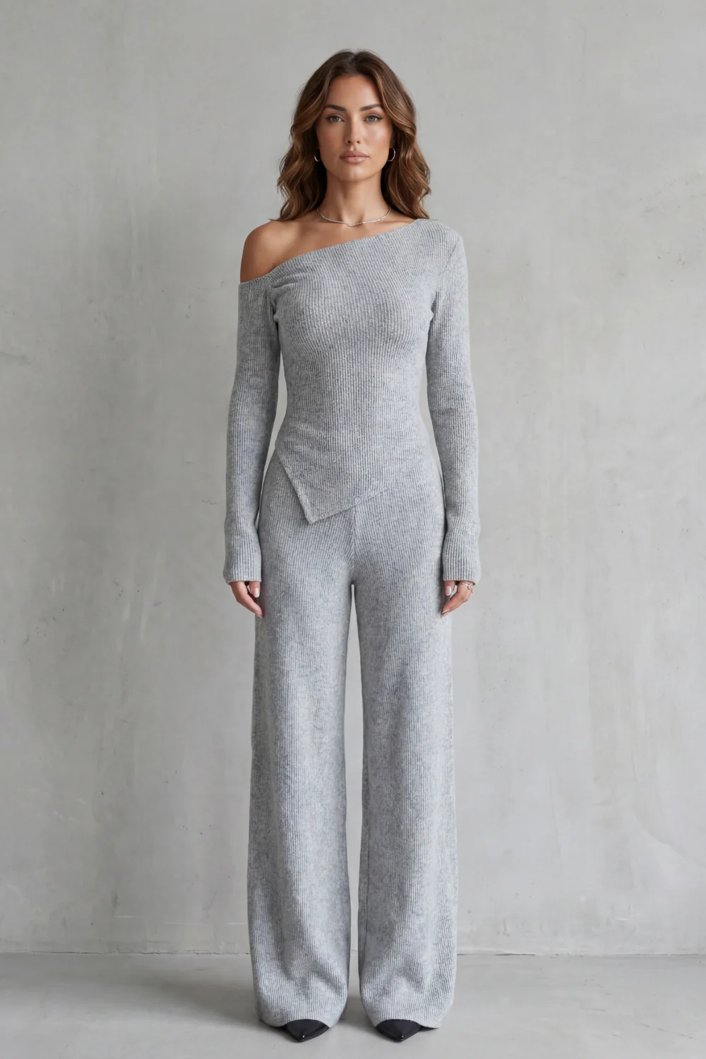 Lunavie – Asymmetric neckline – Knit lounge set
