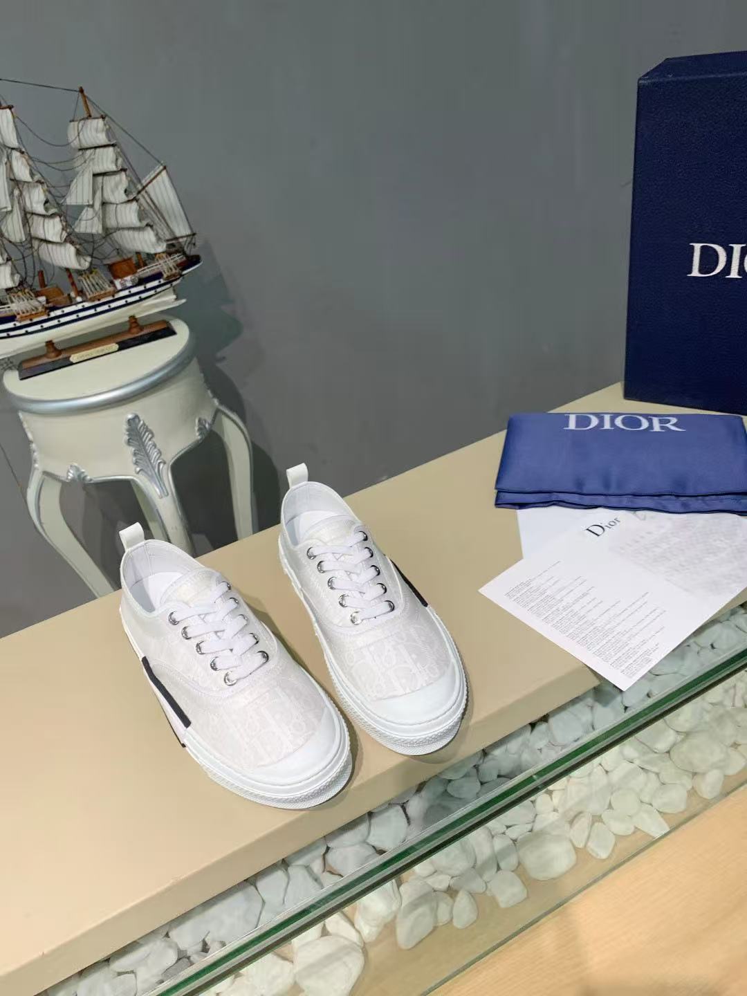 [TOP] Christian Dior Men's Casual Sports Shoes - White - 711 Luxury