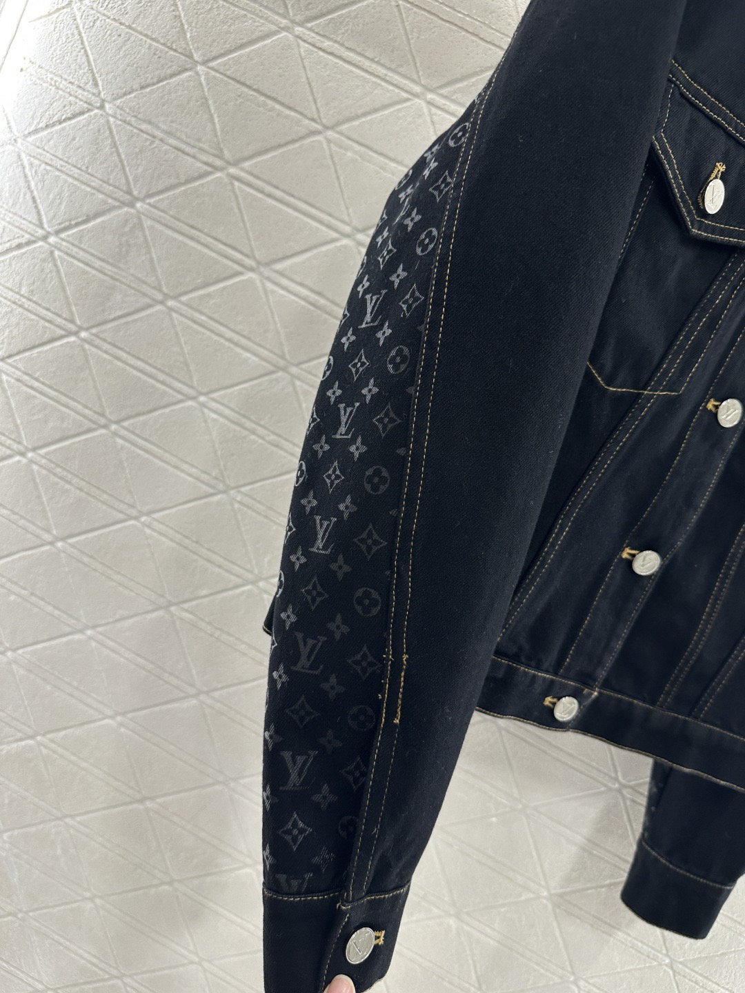 [TOP] Louis Vuitton LV Jacket - Black