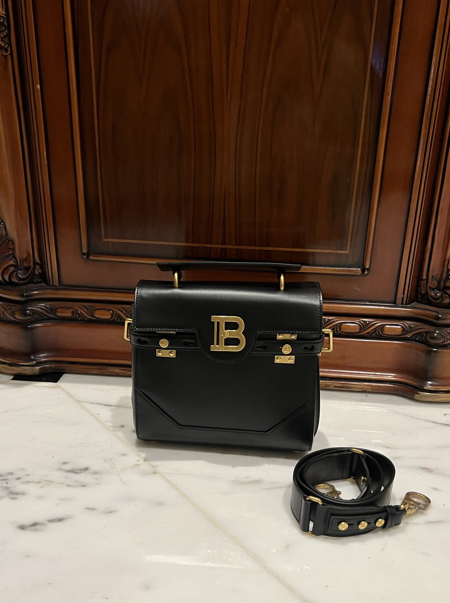 [TOP] BALMAIN Cowhide Bag 23*20*11cm - Black - 711 Luxury