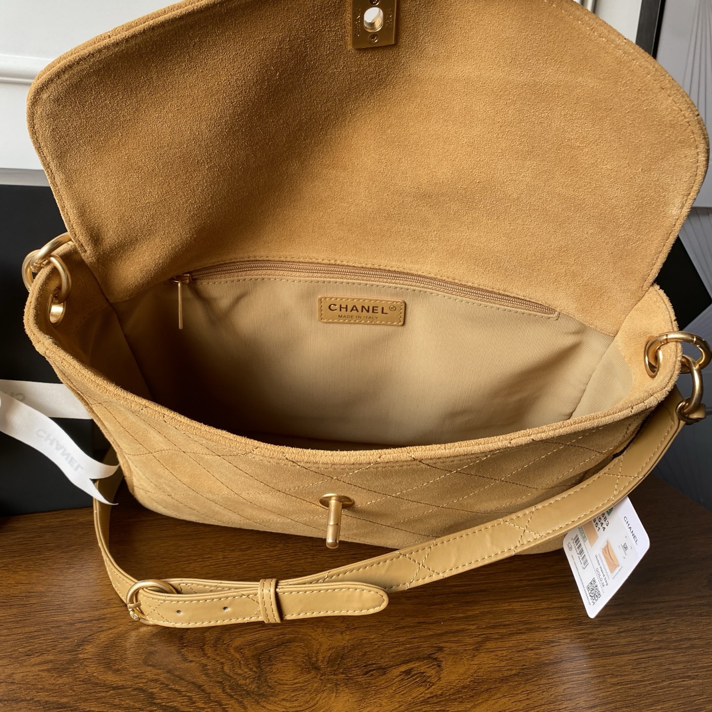 [TOP] CHANEL Suede Messenger Bag 24×30×8cm - Brown