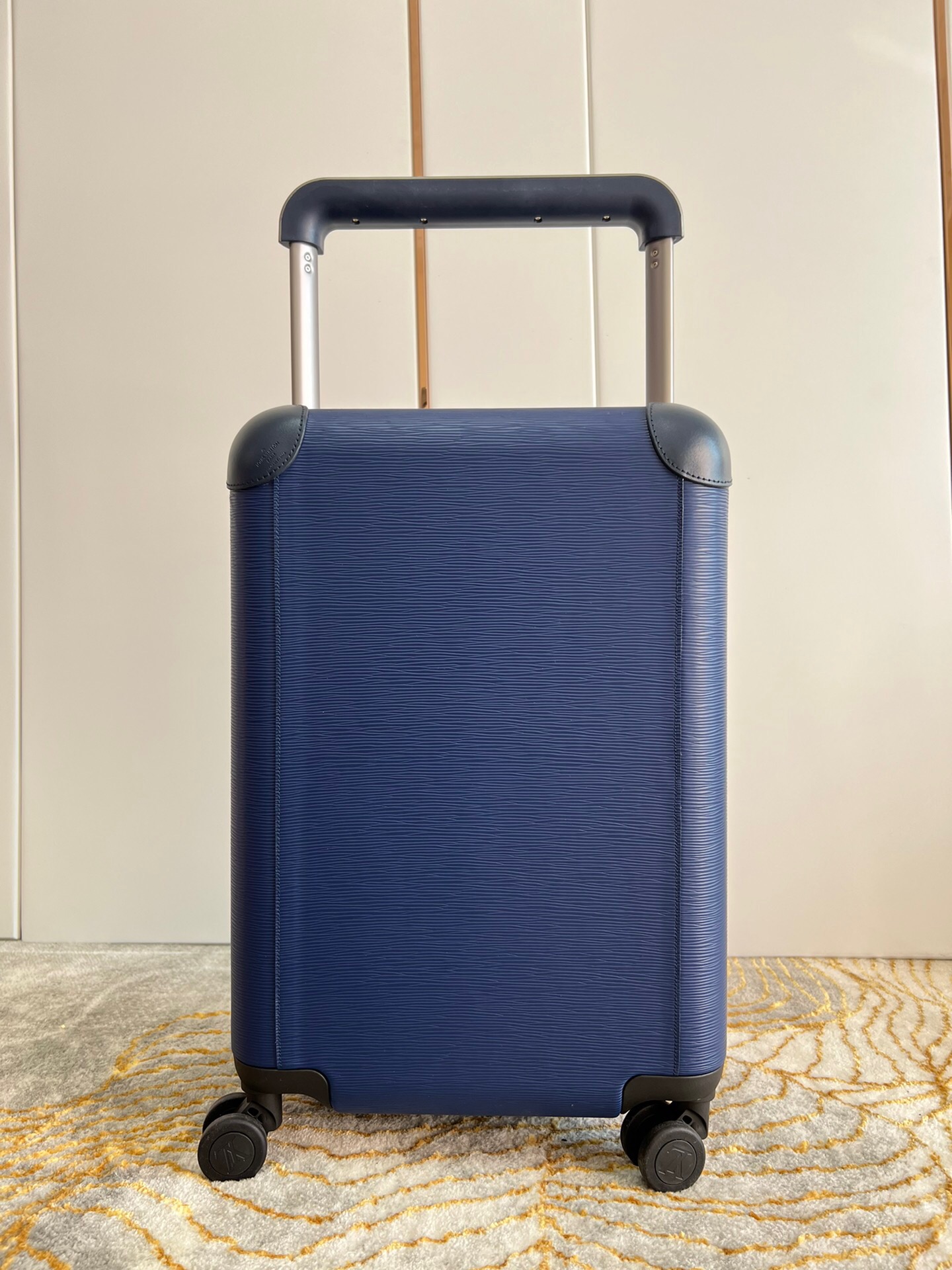 [TOP] Louis Vuitton LV Rolling Luggage Horizon 38.0 x 55.0 x 21.0 cm - Blue - 711 Luxury