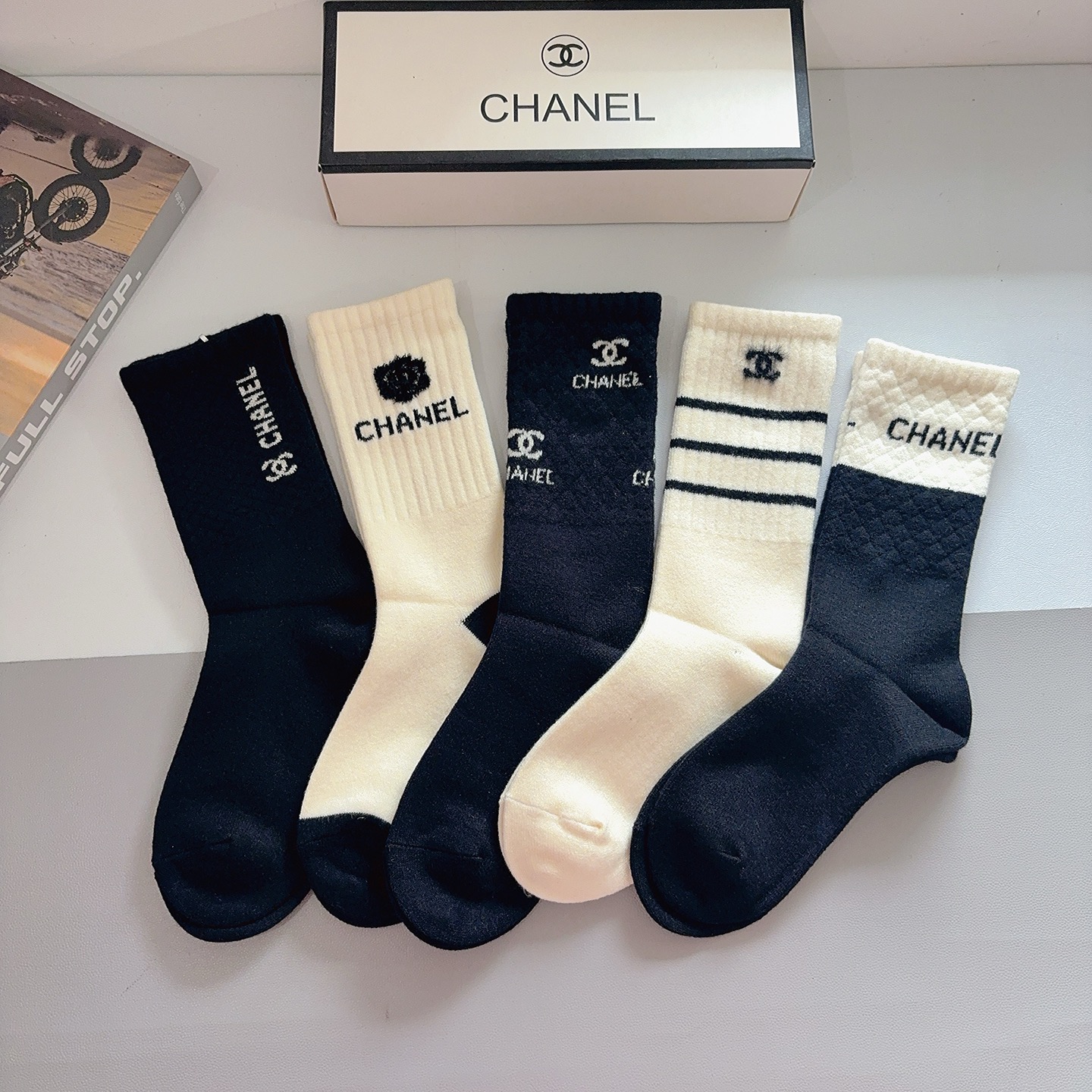 [TOP] CHANEL Socks - 5 Pieces as a Set