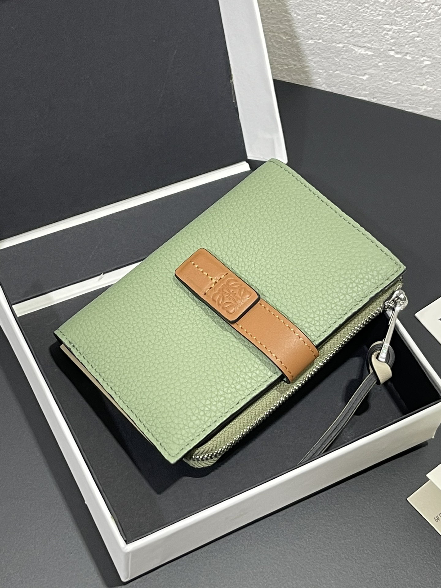 [TOP] LOEWE Wallet 12*8.5cm - Green - 711 Luxury