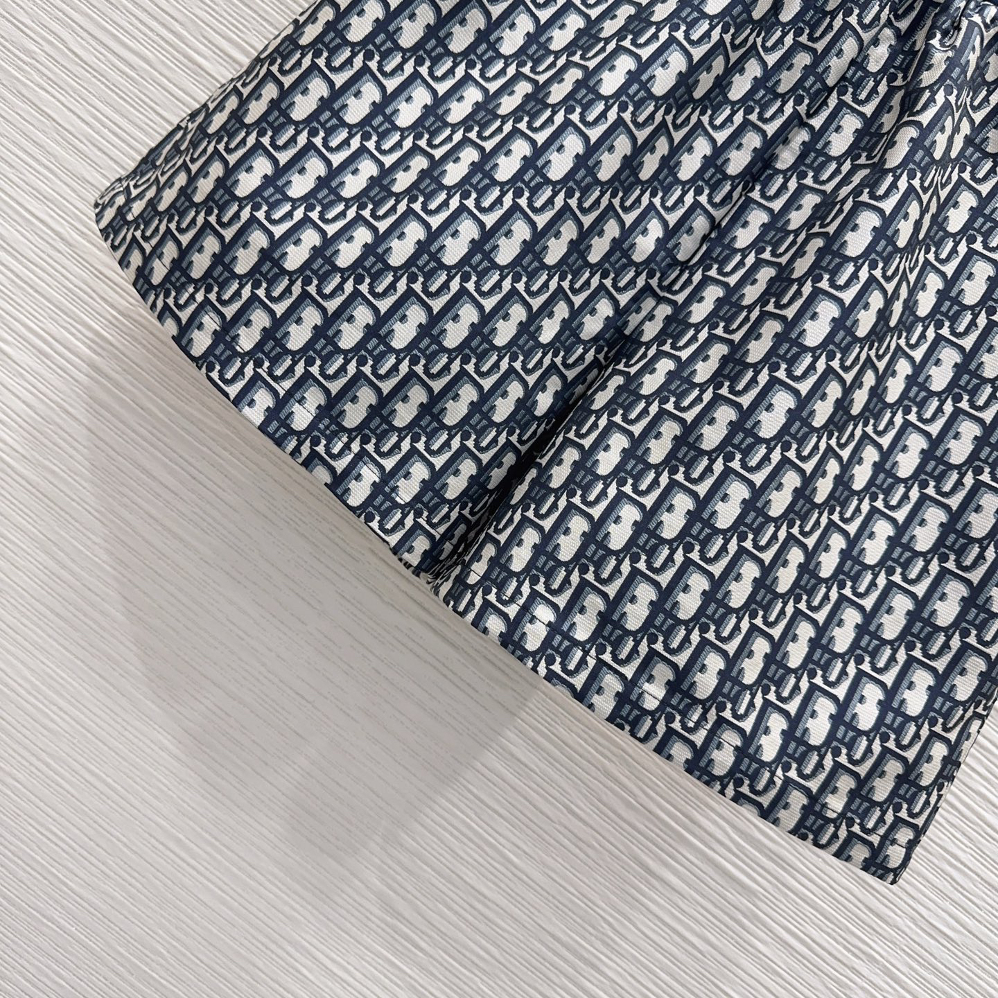 [TOP] Christian Dior T-shirt + Shorts Set - White/Navy Blue