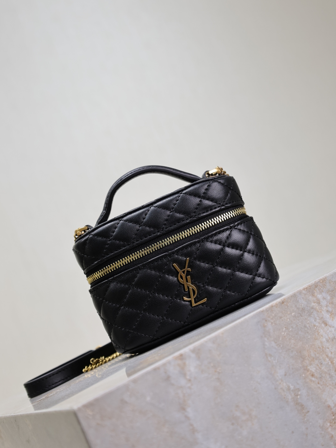 [TOP] Yves Saint Laurent YSL Gaby mini Chain Bag 12x8x4cm - Black & GHW - 711 Luxury