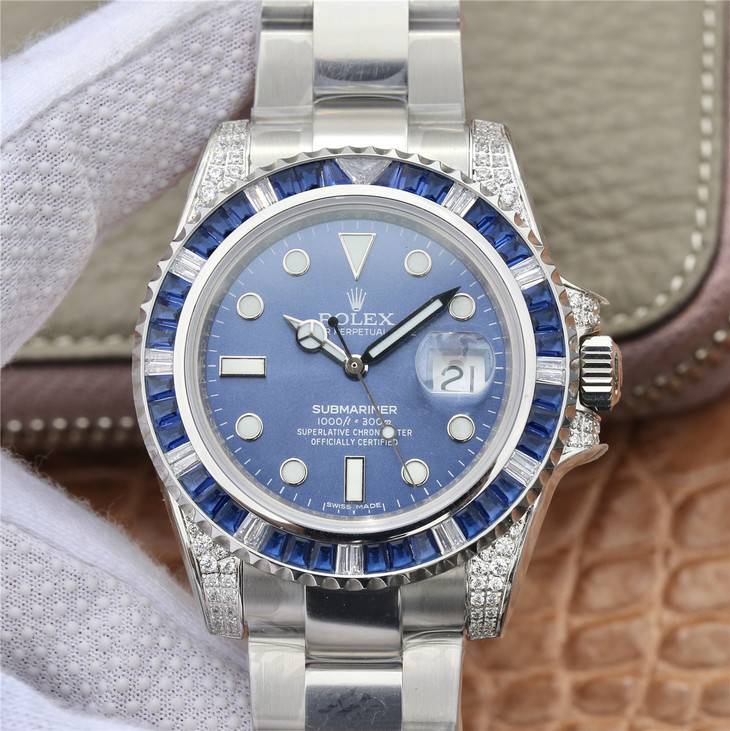 Rolex SUBMARINER SILVER BLUE DIAMOND 40MM
