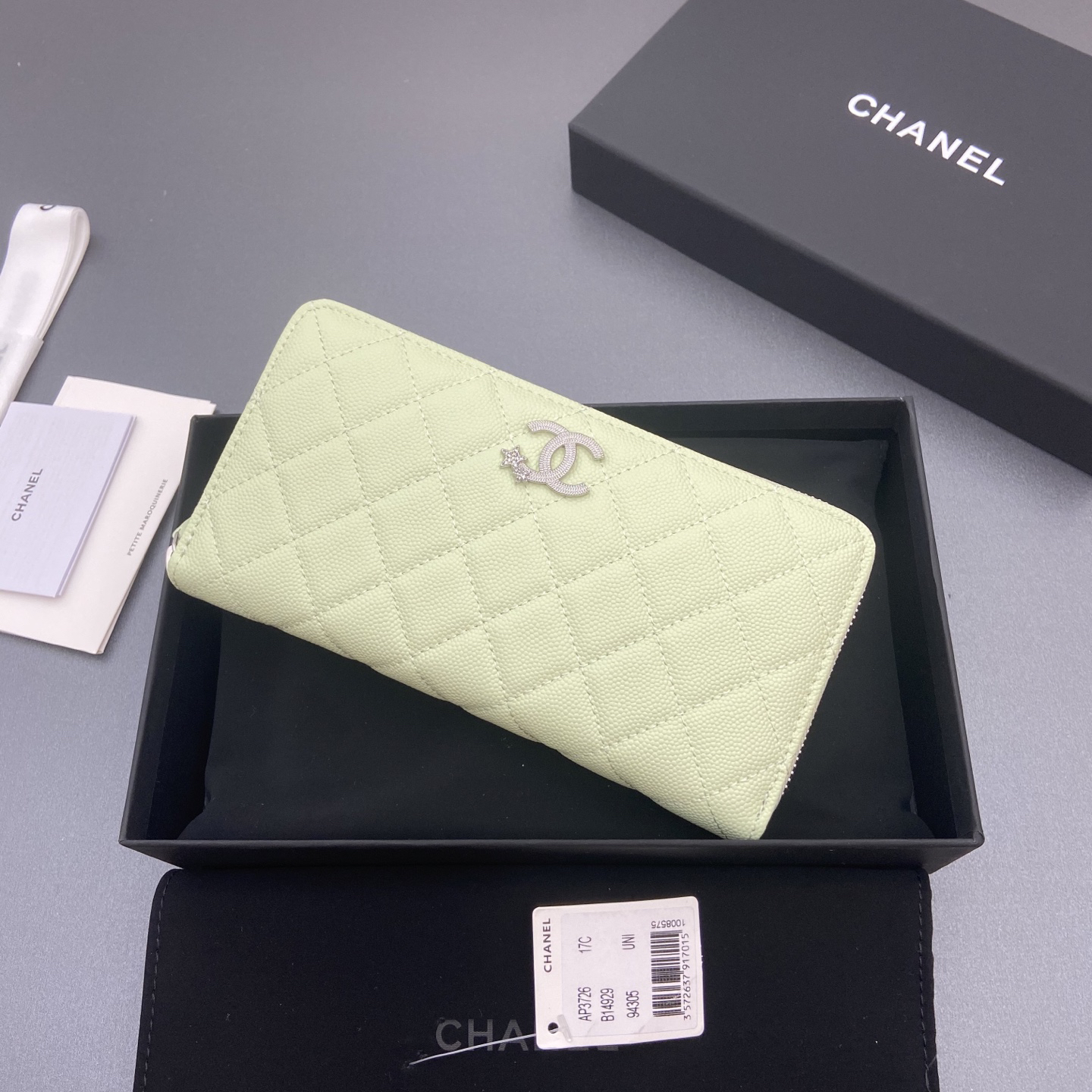 [TOP] CHANEL Caviar Skin Wallet 19cm - Light Green - SHW - 711 Luxury