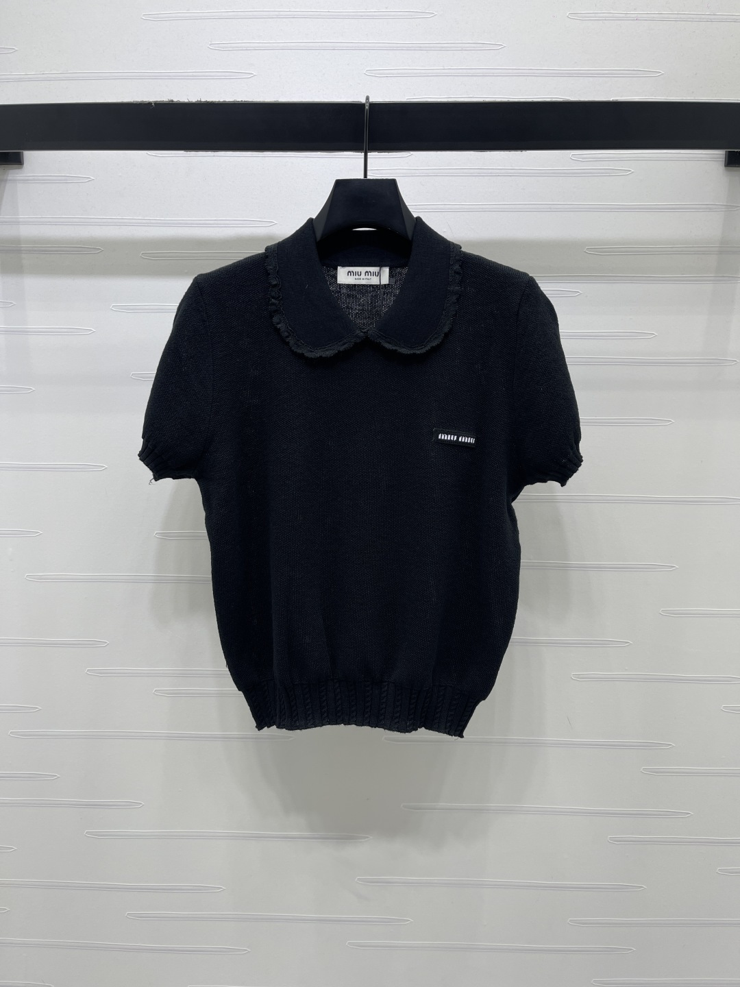 [TOP] Miu Miu  Simple Collared Knit Short-sleeved T-shirt - Black