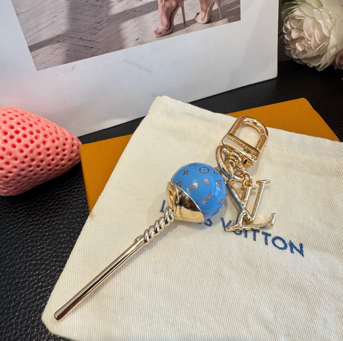 [TOP] Louis Vuitton LV Keychain - Blue - 711 Luxury