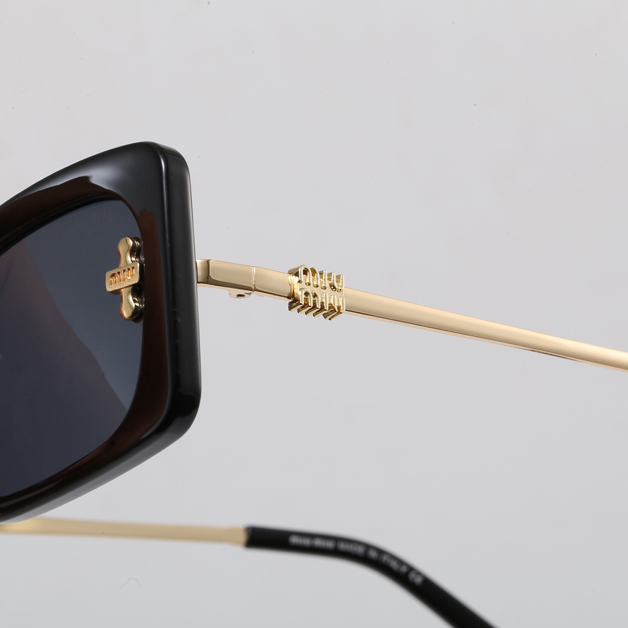 [TOP] Miu Miu Sunglasses - 7 Color - 711 Luxury