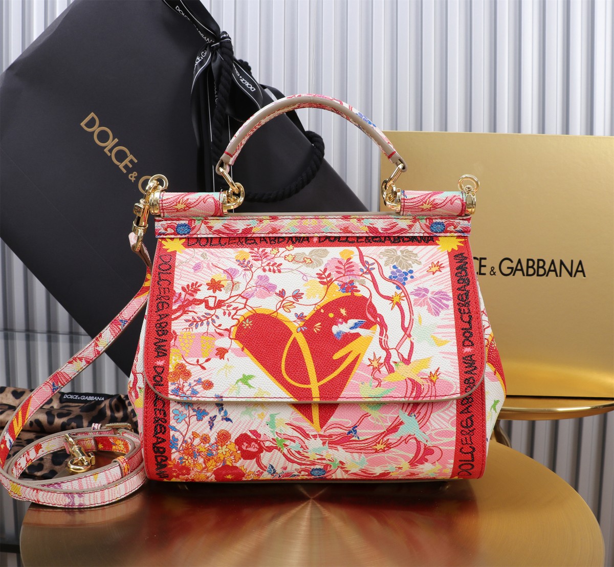 [TOP] Dolce & Gabbana D&G Printed Sicily Bag 25x12x20cm - Red/White