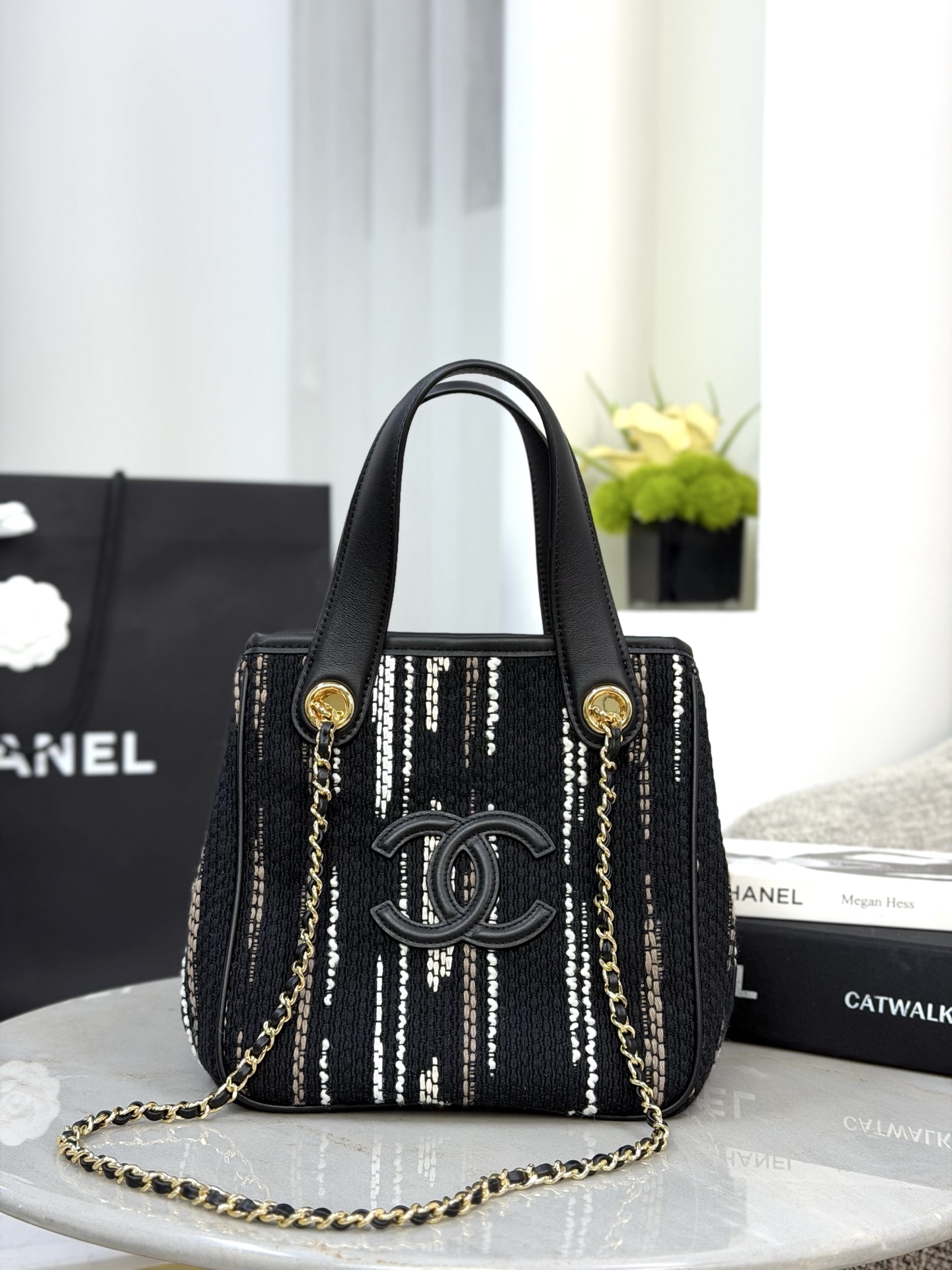 Chanel Accessory CHANEL Mini Cabas Toile Métal Doré Noir Blanc Gris #396822 View 2 | Nigo Office