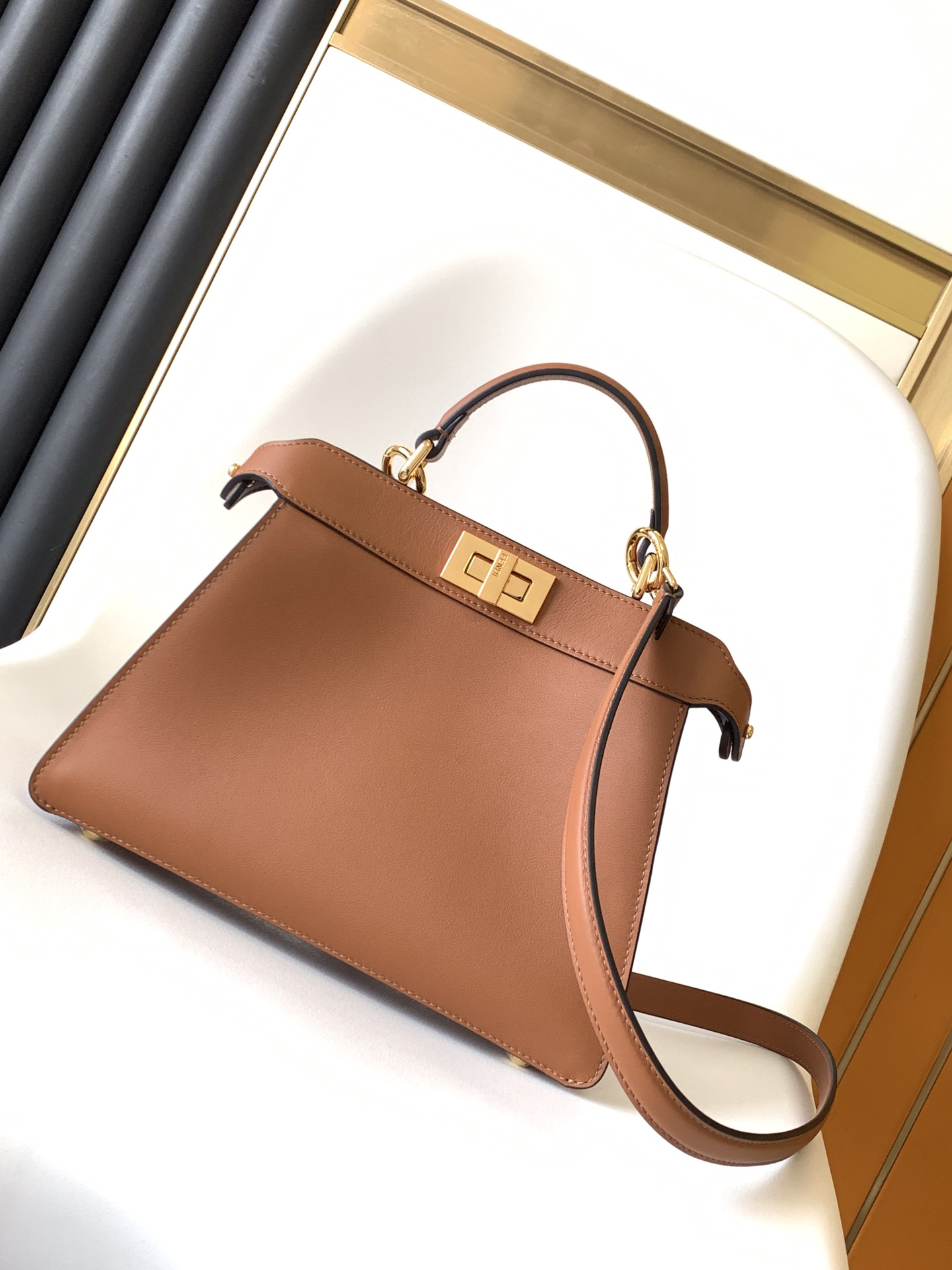 [TOP] FENDI Peekaboo ISeeU Bag 27-9.5-21cm - Brown & GHW - 711 Luxury
