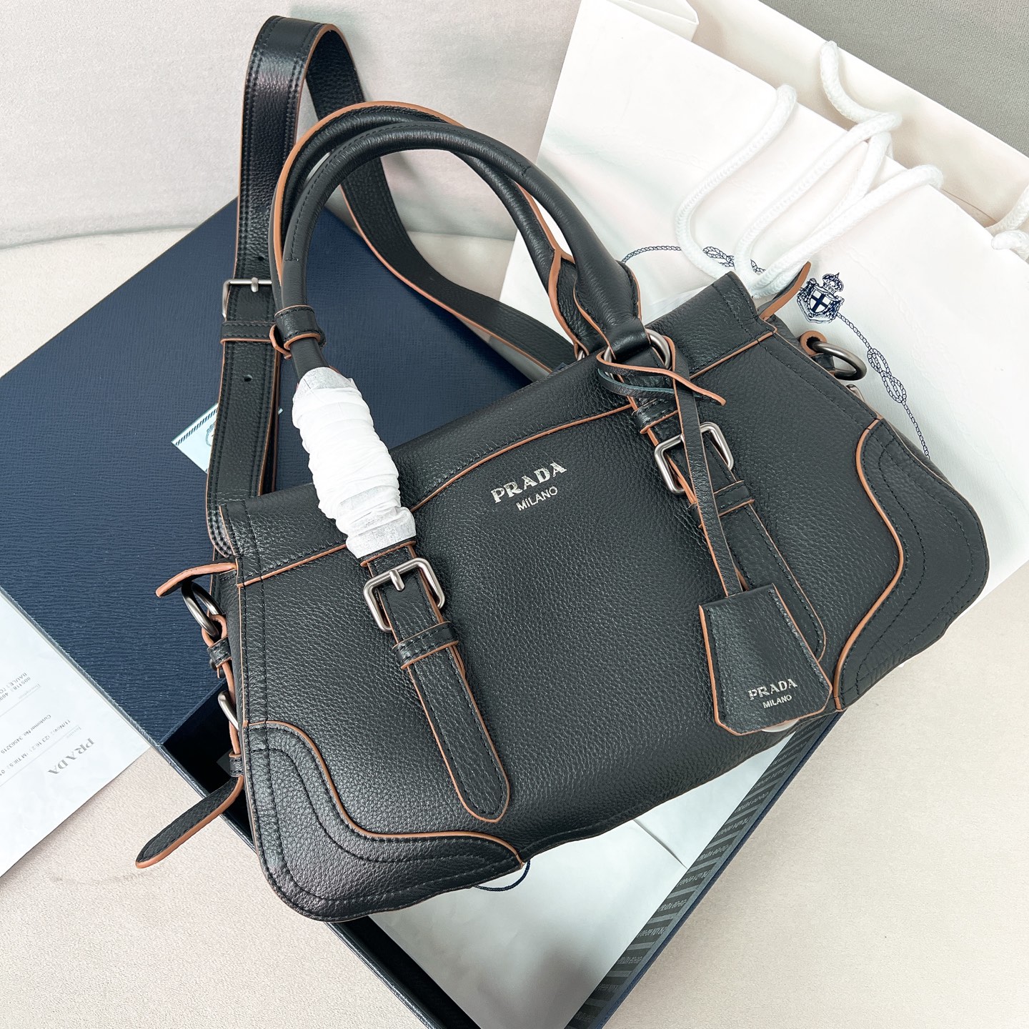 [TOP] PRADA Handbag 35×22×11cm- 4 Colors