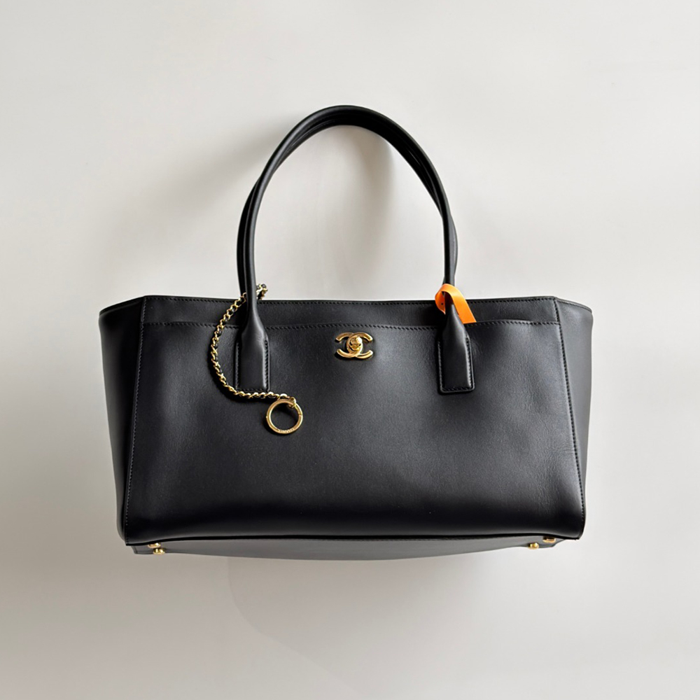 Chanel Bag Chanel Cerf tote Bag | Nigo Office