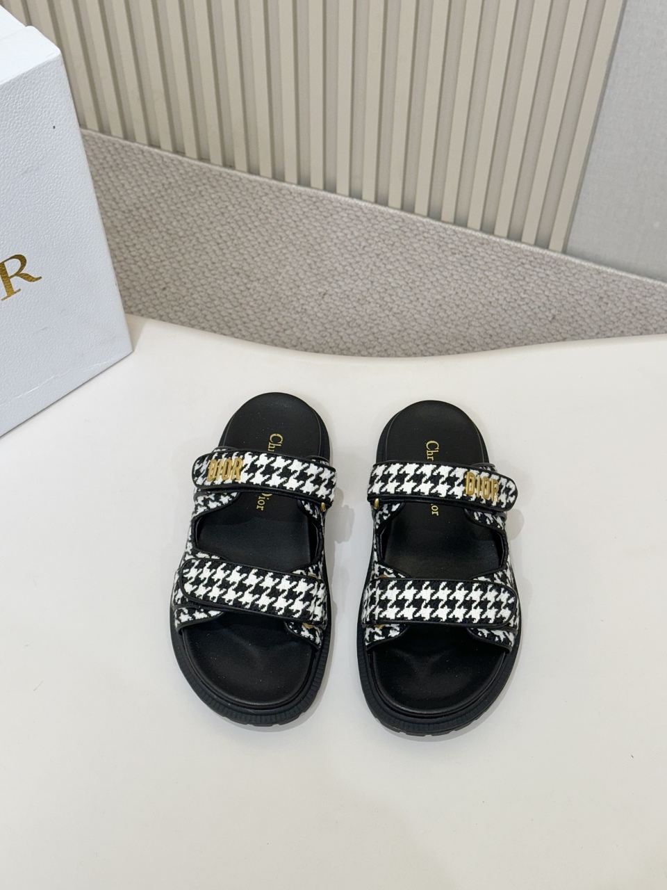 [TOP] Christian Dior Sandals - Black