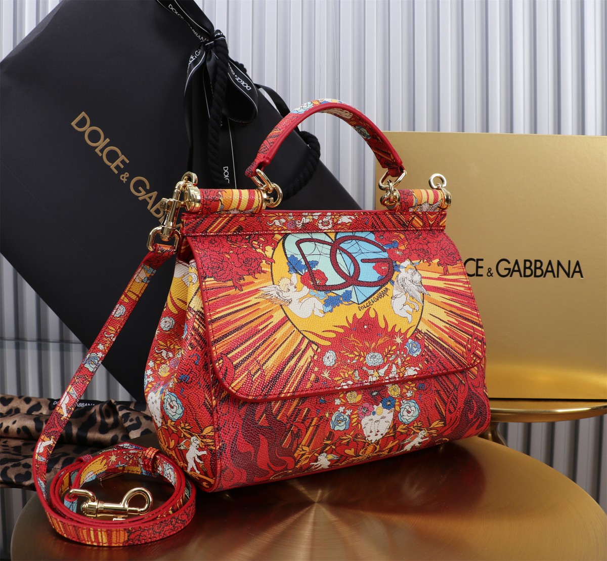 [TOP] Dolce & Gabbana D&G Printed Sicily Bag 25x12x20cm - Red